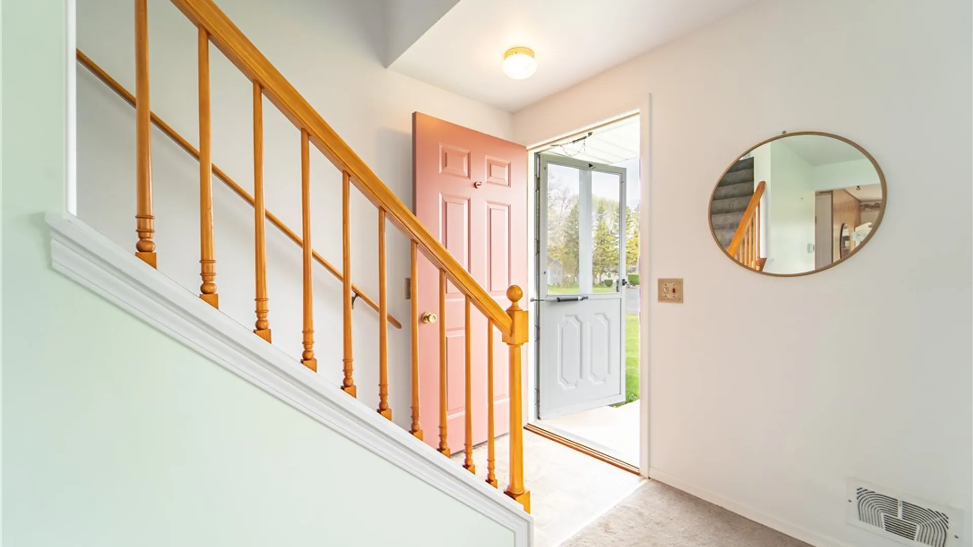 Property at 24 Masthead Way, Henrietta, NY 14622 21