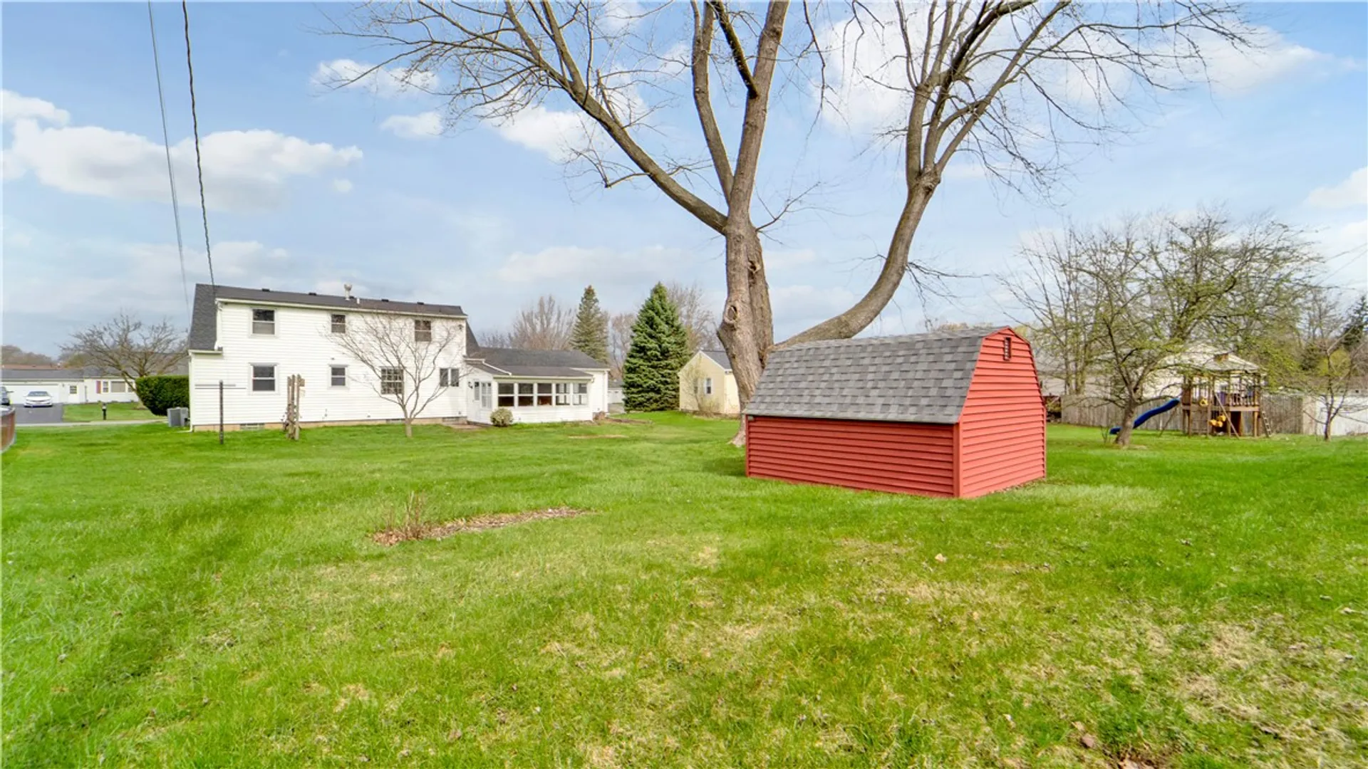 Property at 24 Masthead Way, Henrietta, NY 14622 31