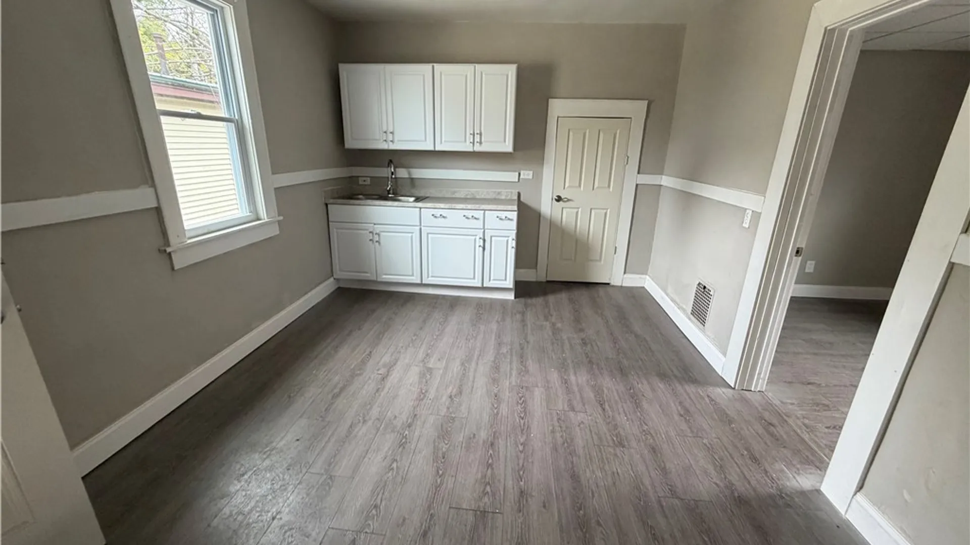 Property at 133 Lakeview Avenue, Syracuse, NY 13204 14