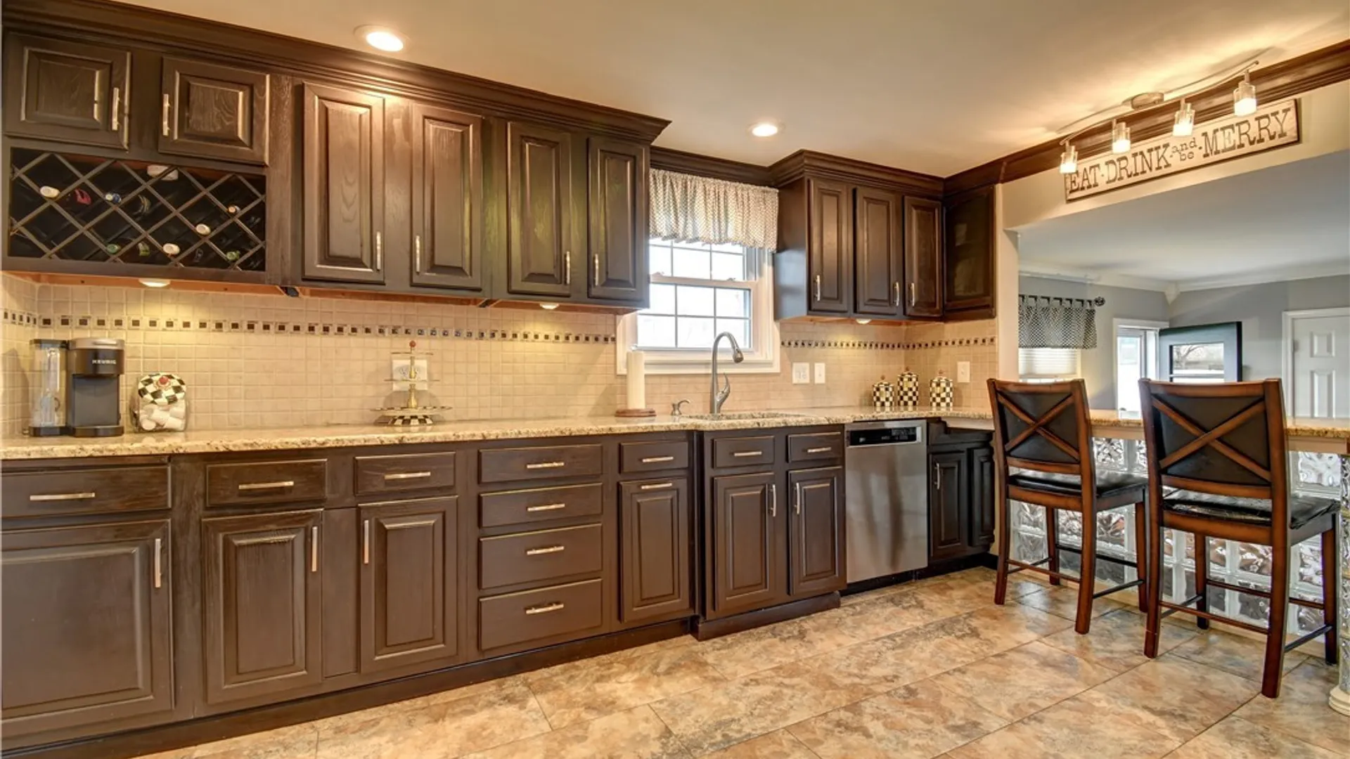 Property at 80 Castleton Place, Tonawanda, NY 14150 3