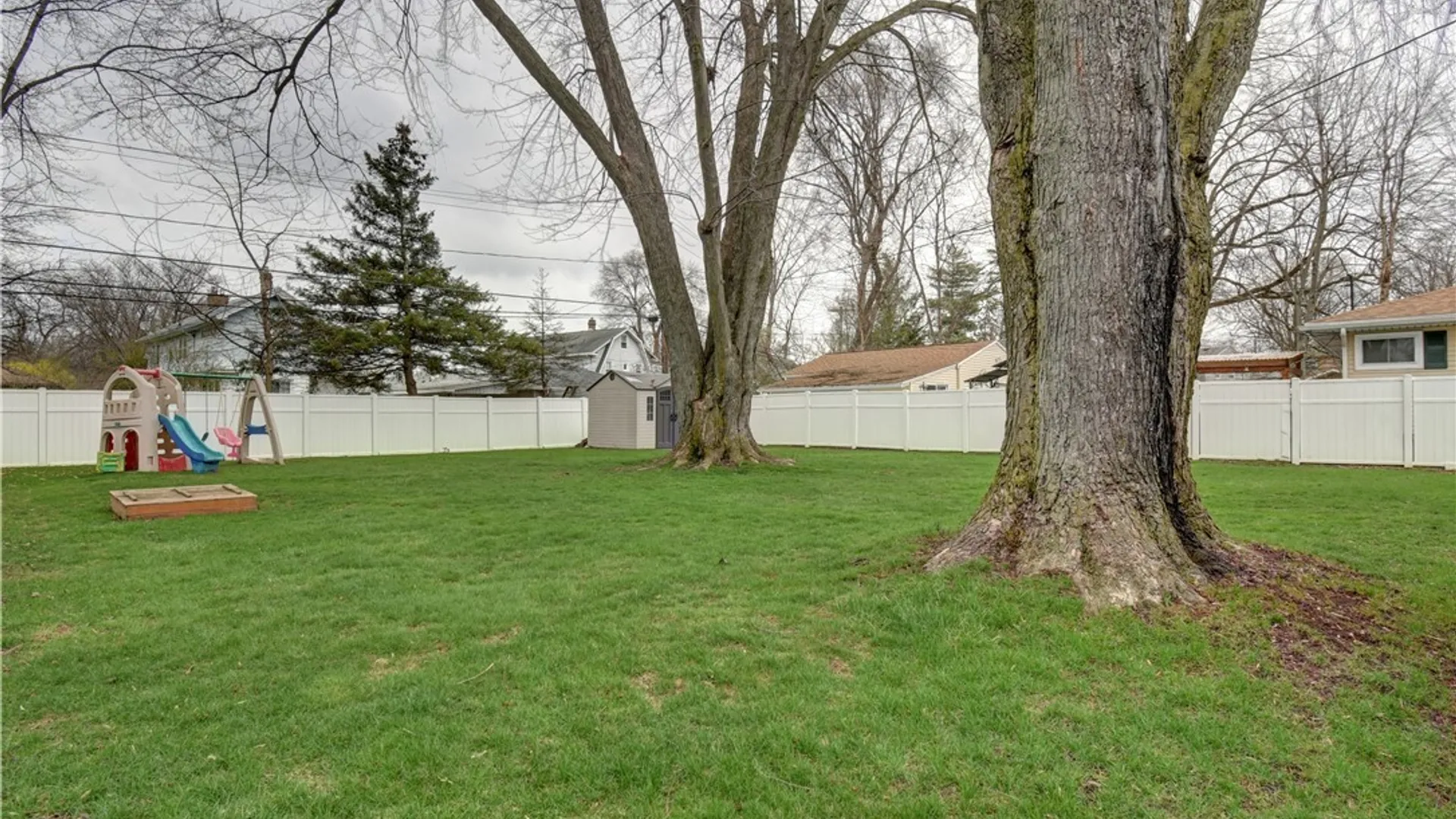 Property at 80 Castleton Place, Tonawanda, NY 14150 36