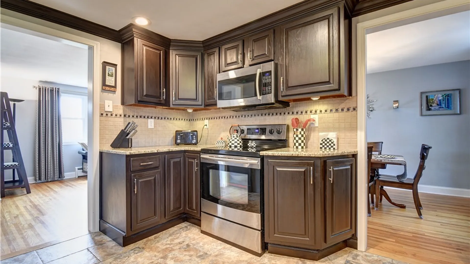 Property at 80 Castleton Place, Tonawanda, NY 14150 5