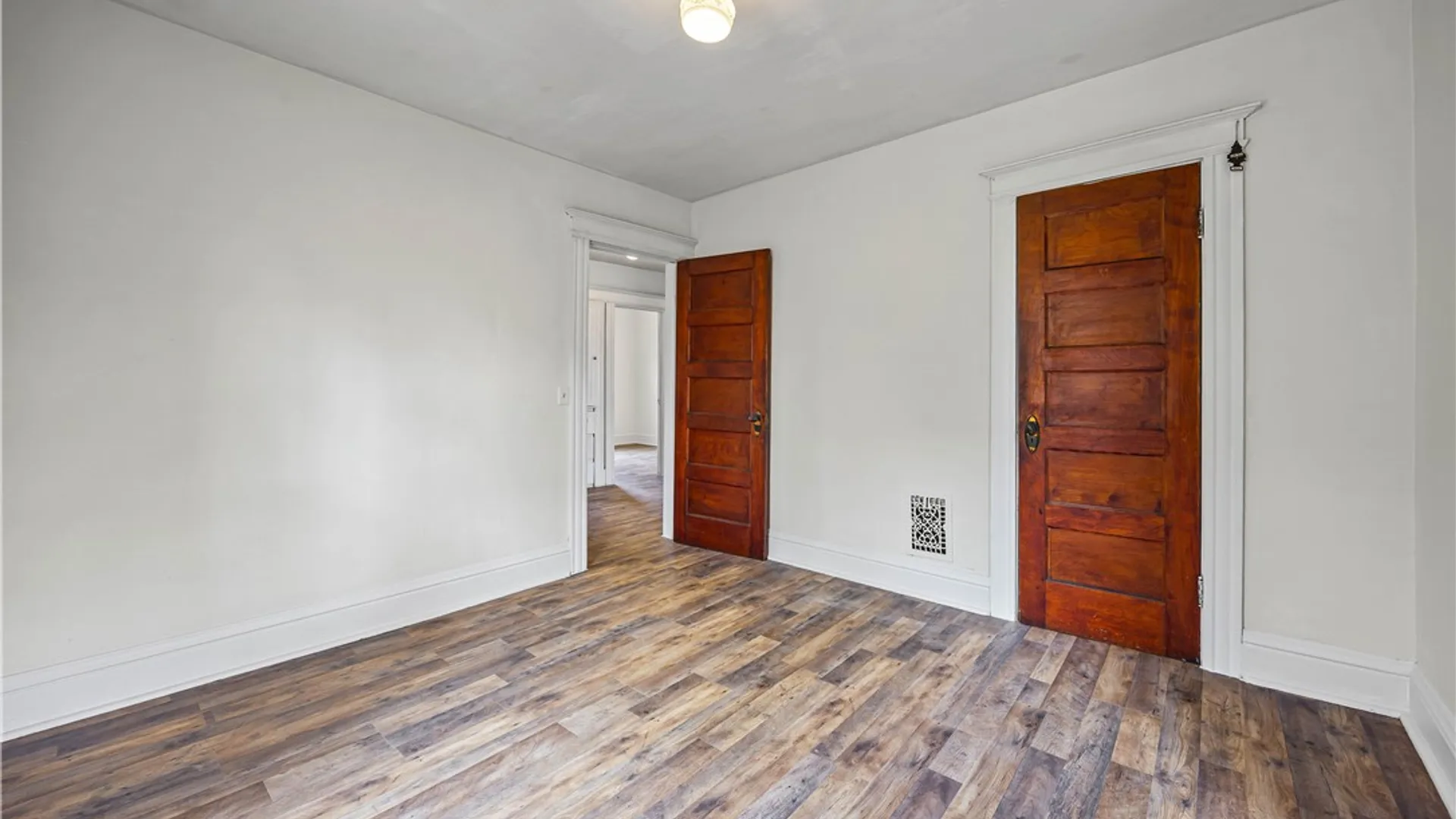 Property at 749 Avenue D, Rochester, NY 14621 16