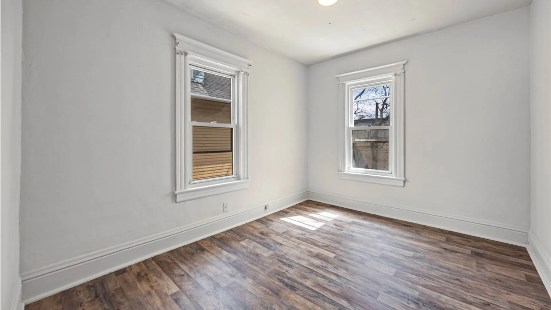 Property at 749 Avenue D, Rochester, NY 14621 21