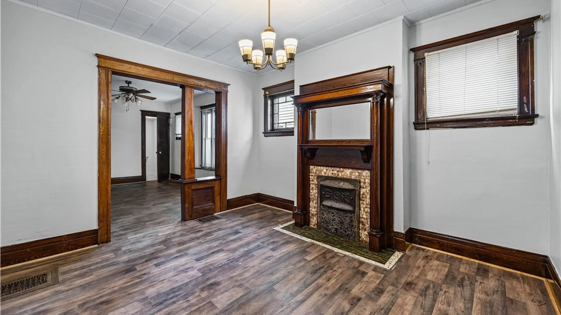 Property at 749 Avenue D, Rochester, NY 14621 5