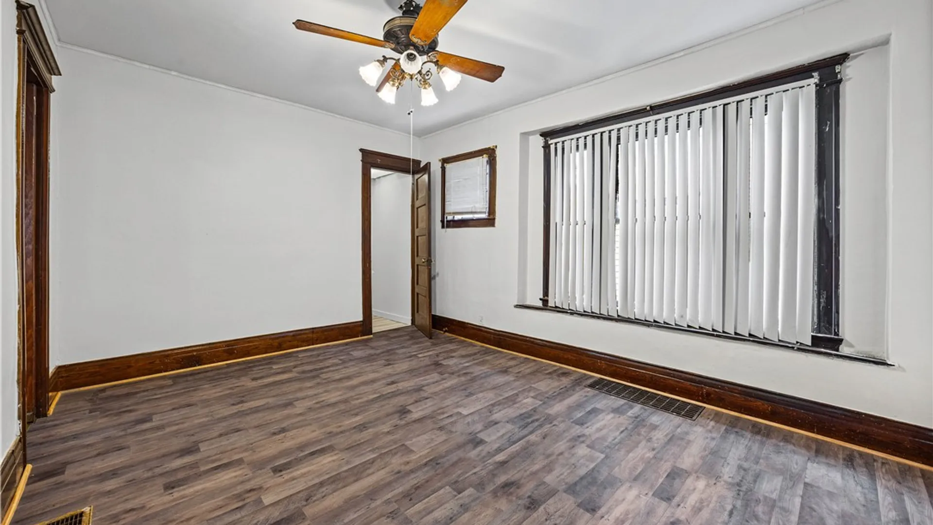 Property at 749 Avenue D, Rochester, NY 14621 7