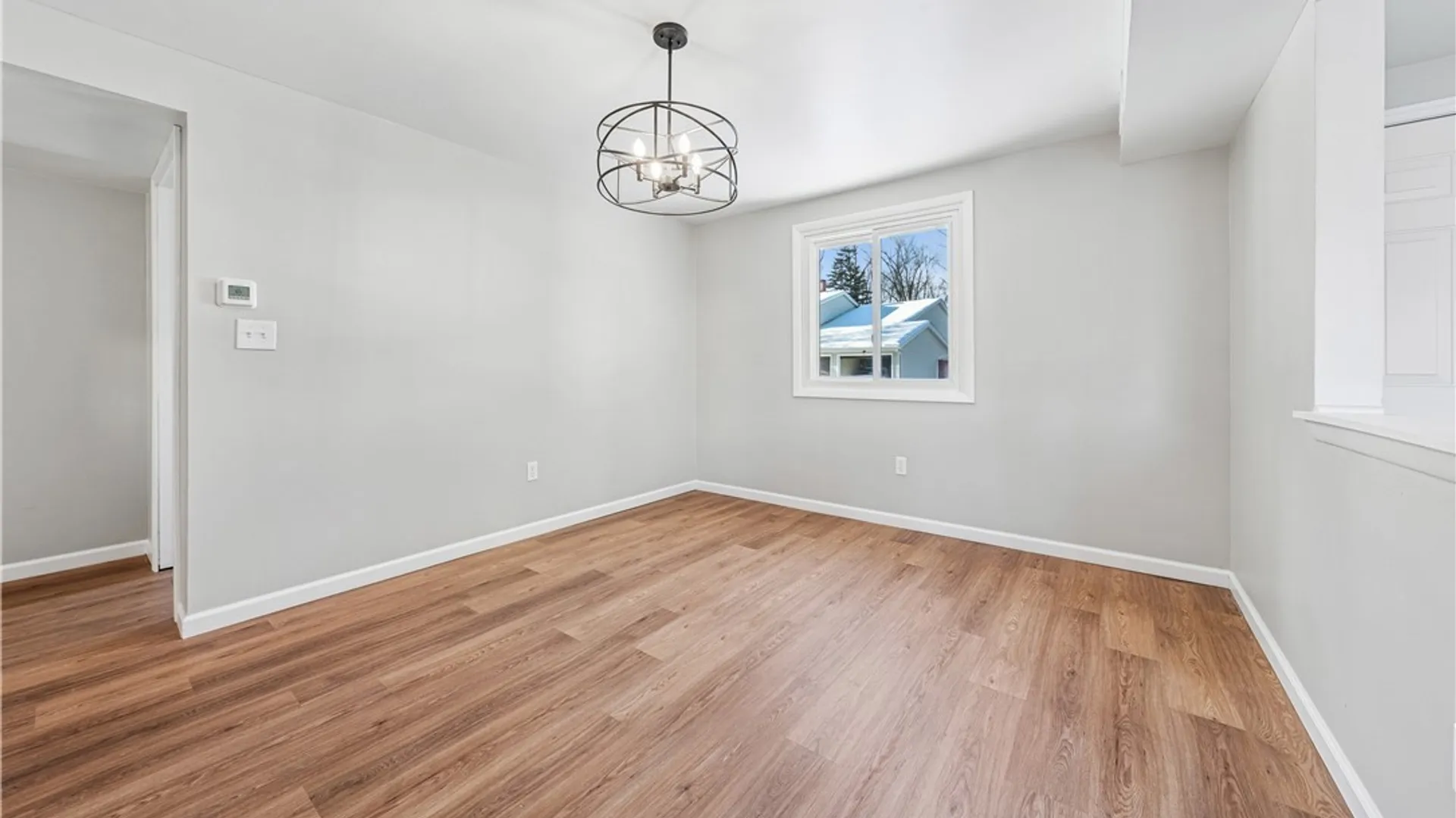 Property at 32 Pebble Creek Drive, Cheektowaga, NY 14227 13