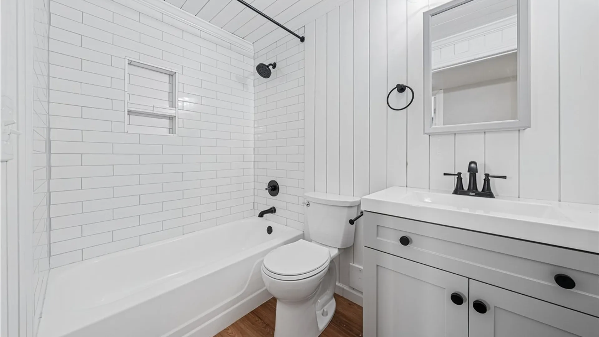 Property at 32 Pebble Creek Drive, Cheektowaga, NY 14227 16