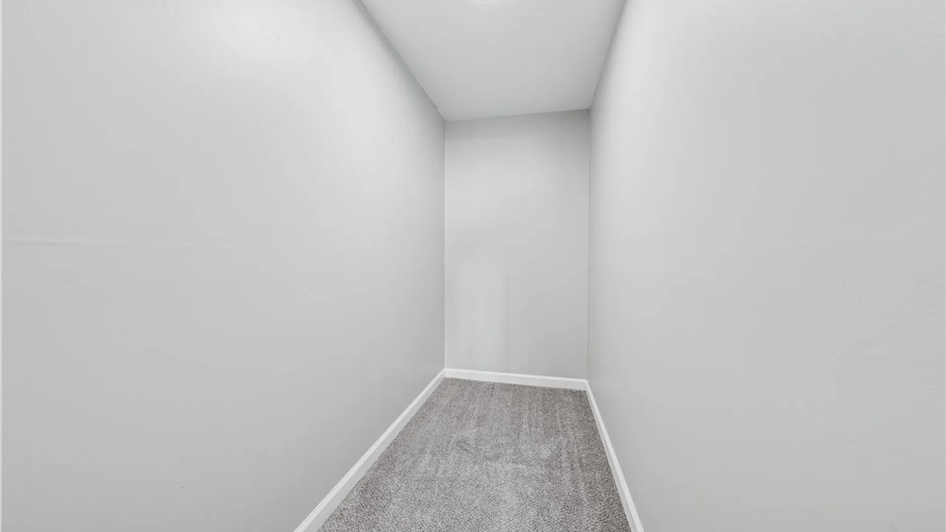 Property at 32 Pebble Creek Drive, Cheektowaga, NY 14227 23