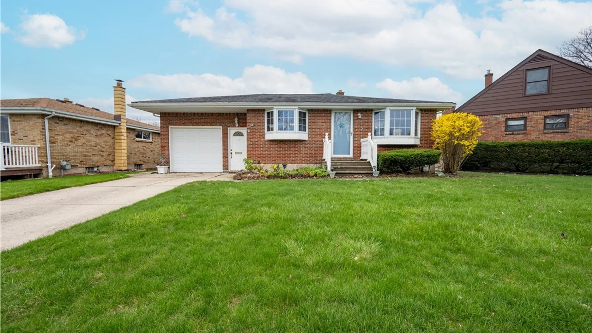 Property at 53 Hillside Avenue, Cheektowaga, NY 14225 3