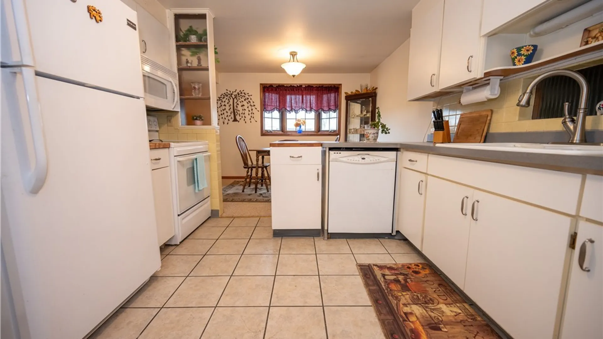 Property at 53 Hillside Avenue, Cheektowaga, NY 14225 6