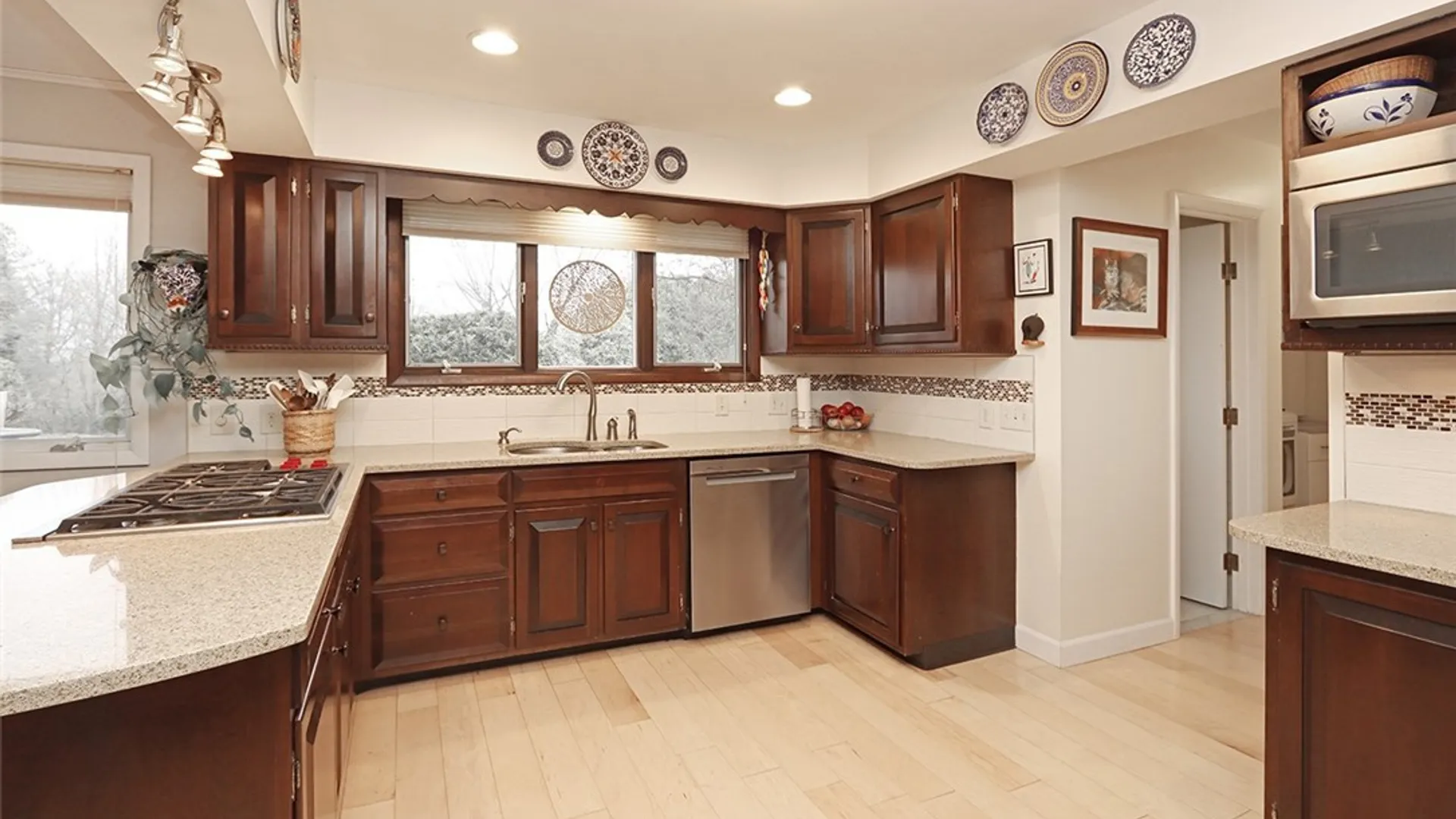 Property at 5160 Leverett Lane, DeWitt, NY 13066 20