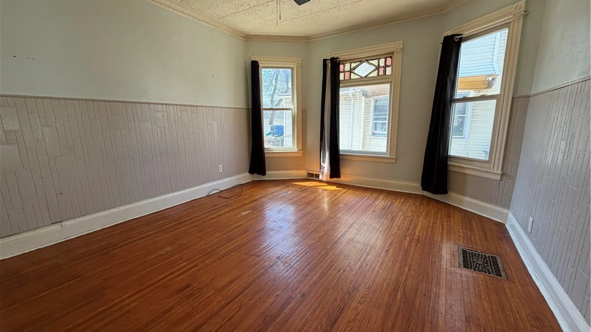 Property at 295 Glenwood Avenue, Rochester, NY 14613 23