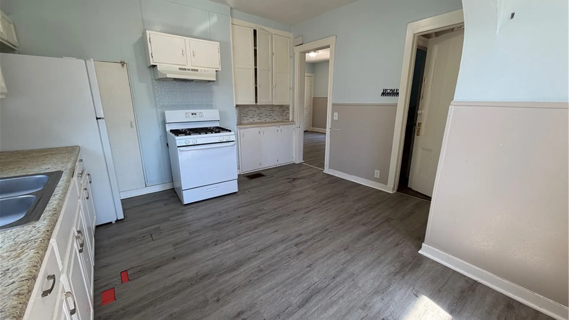 Property at 295 Glenwood Avenue, Rochester, NY 14613 25