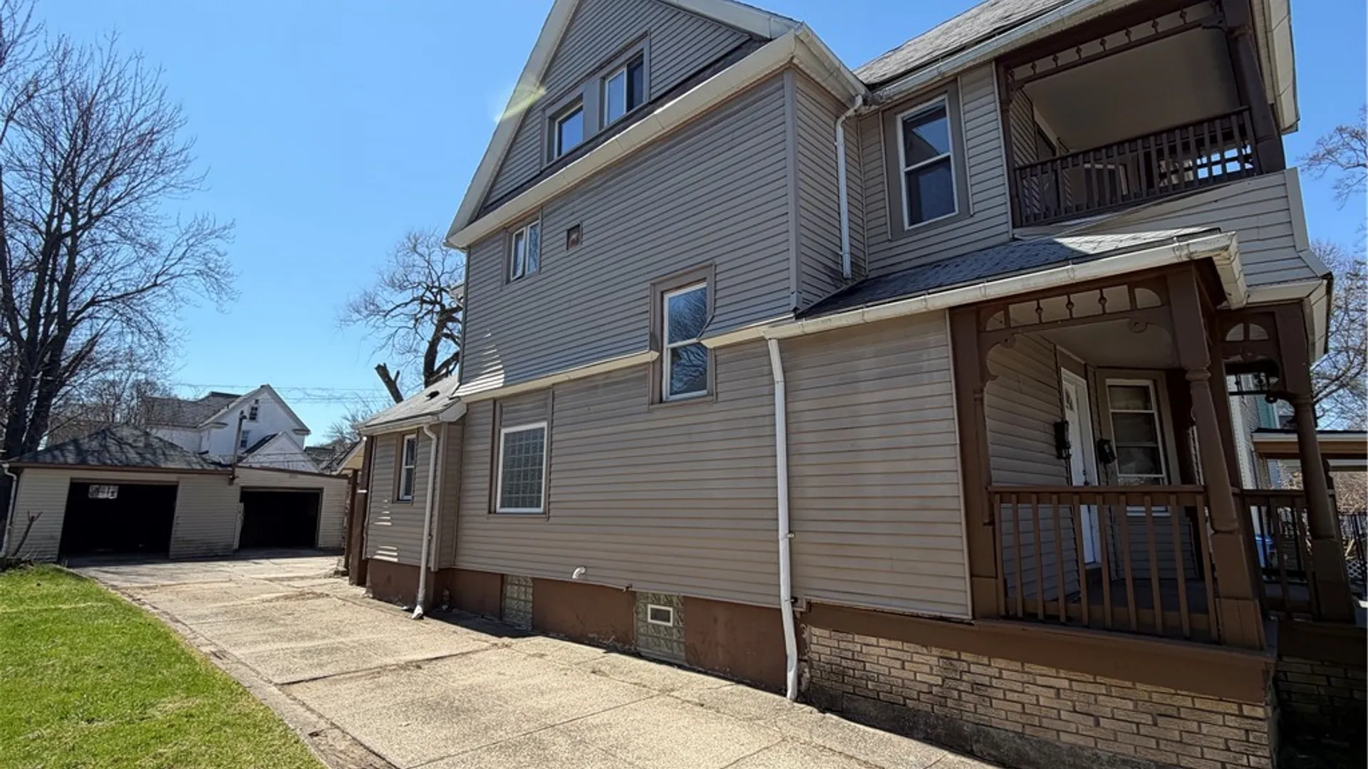 Property at 295 Glenwood Avenue, Rochester, NY 14613 4