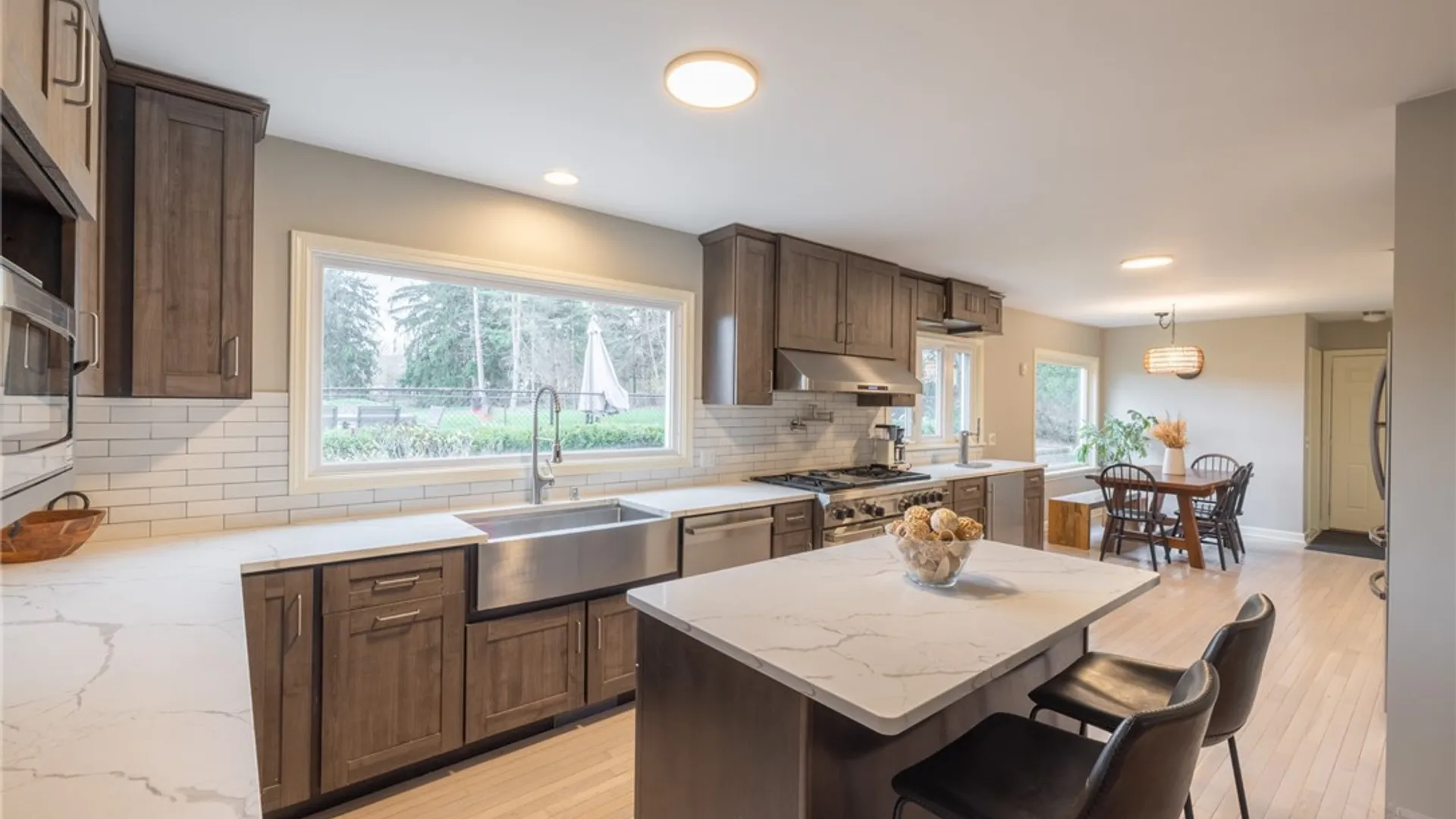 Property at 75 Pickwick Drive, Pittsford, NY 14618 10