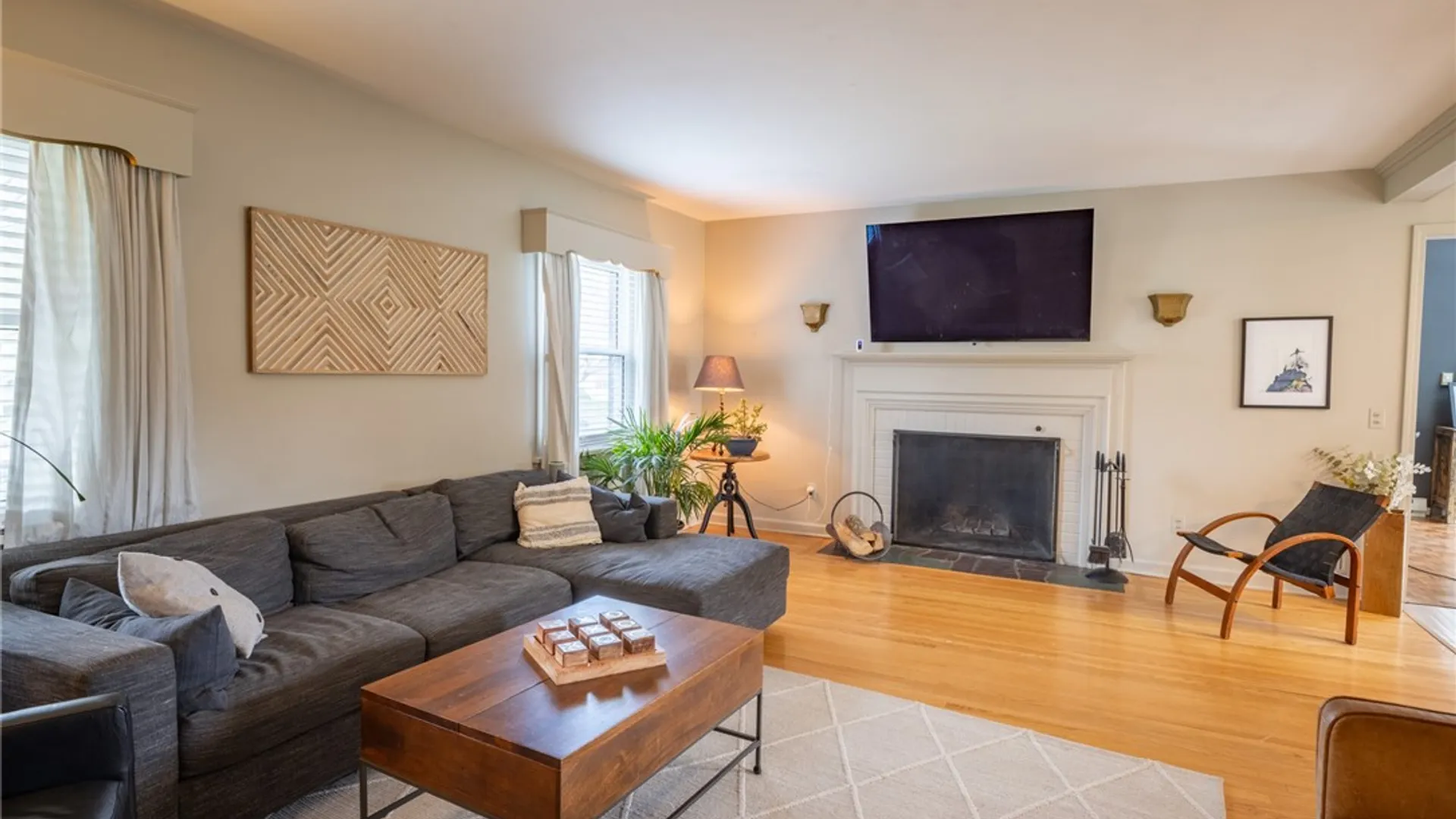 Property at 75 Pickwick Drive, Pittsford, NY 14618 15