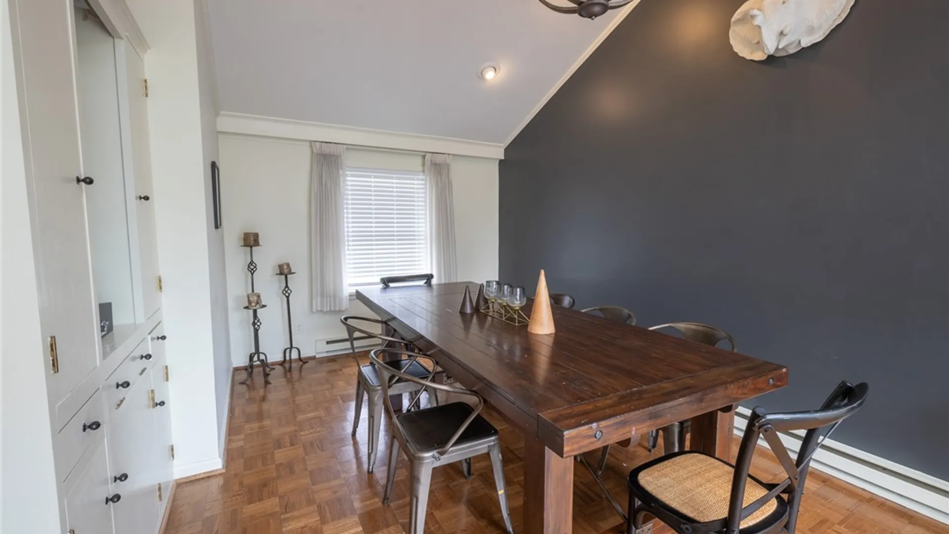 Property at 75 Pickwick Drive, Pittsford, NY 14618 18