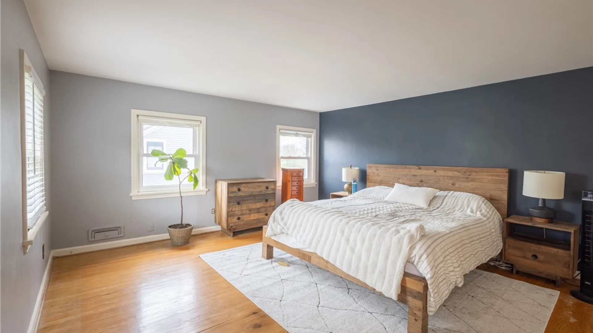 Property at 75 Pickwick Drive, Pittsford, NY 14618 21