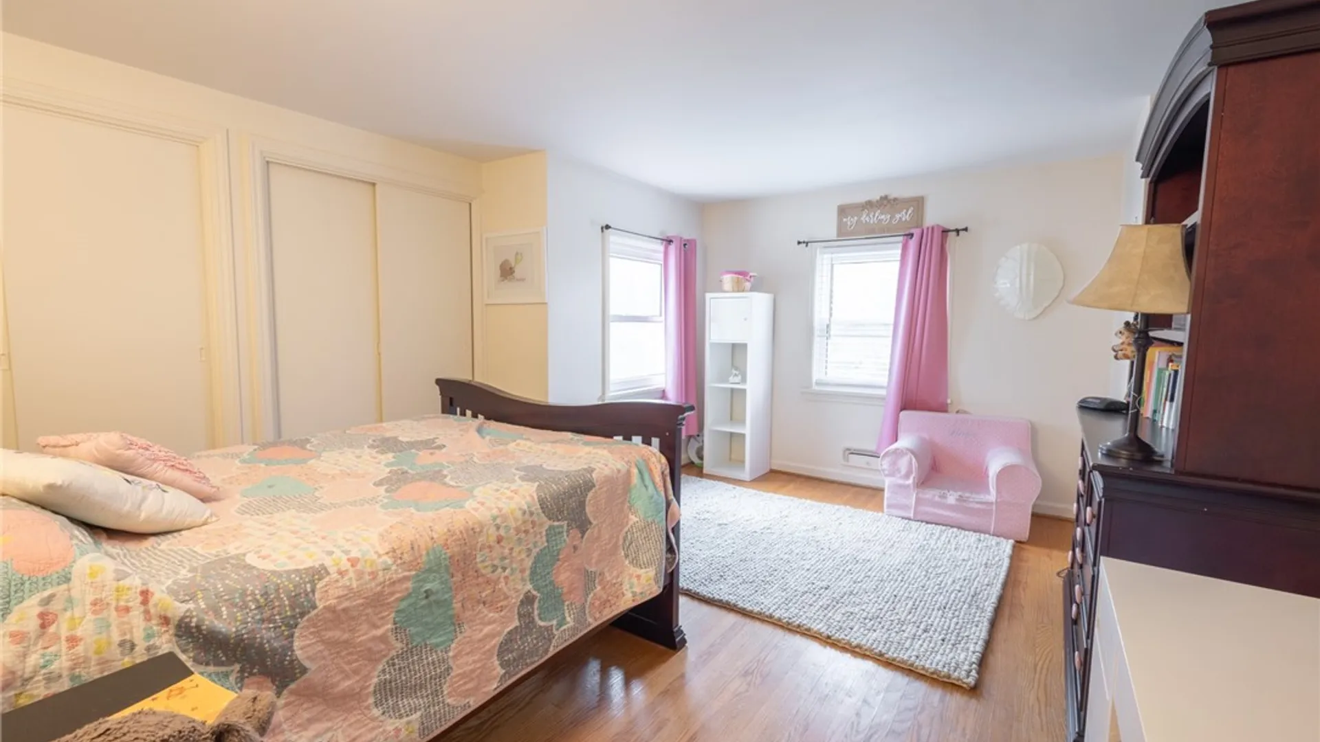 Property at 75 Pickwick Drive, Pittsford, NY 14618 24