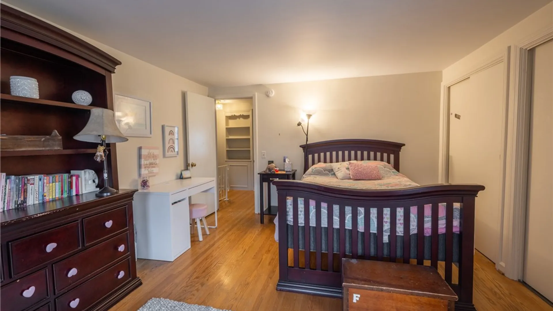 Property at 75 Pickwick Drive, Pittsford, NY 14618 25