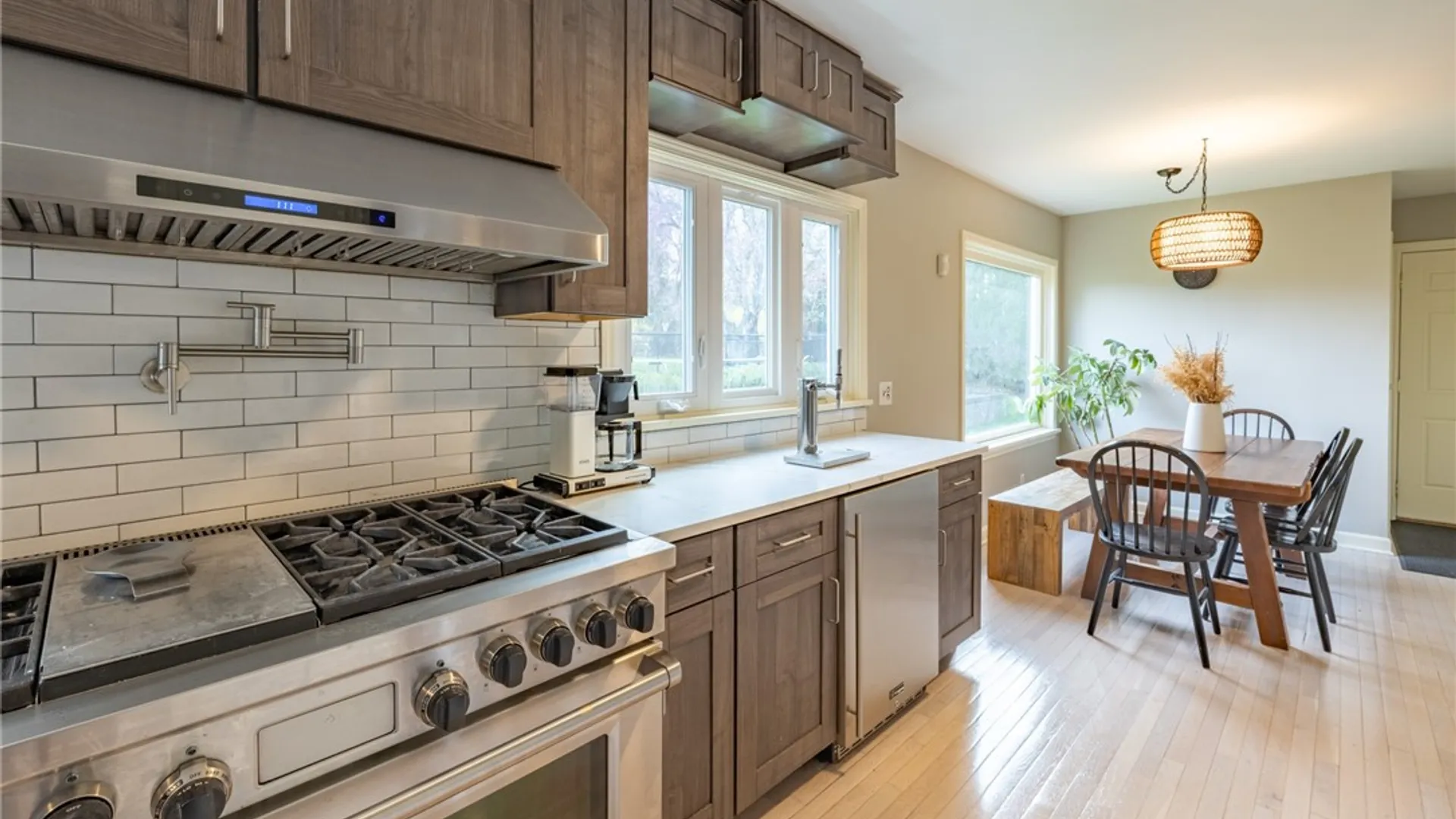 Property at 75 Pickwick Drive, Pittsford, NY 14618 4