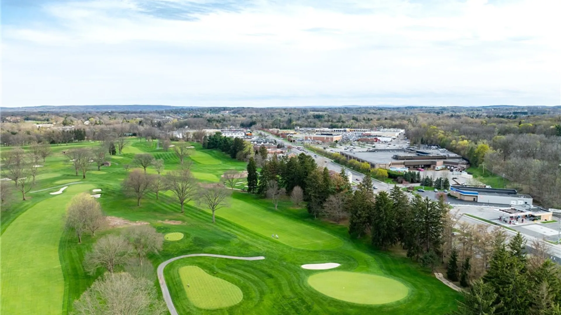 Property at 75 Pickwick Drive, Pittsford, NY 14618 40