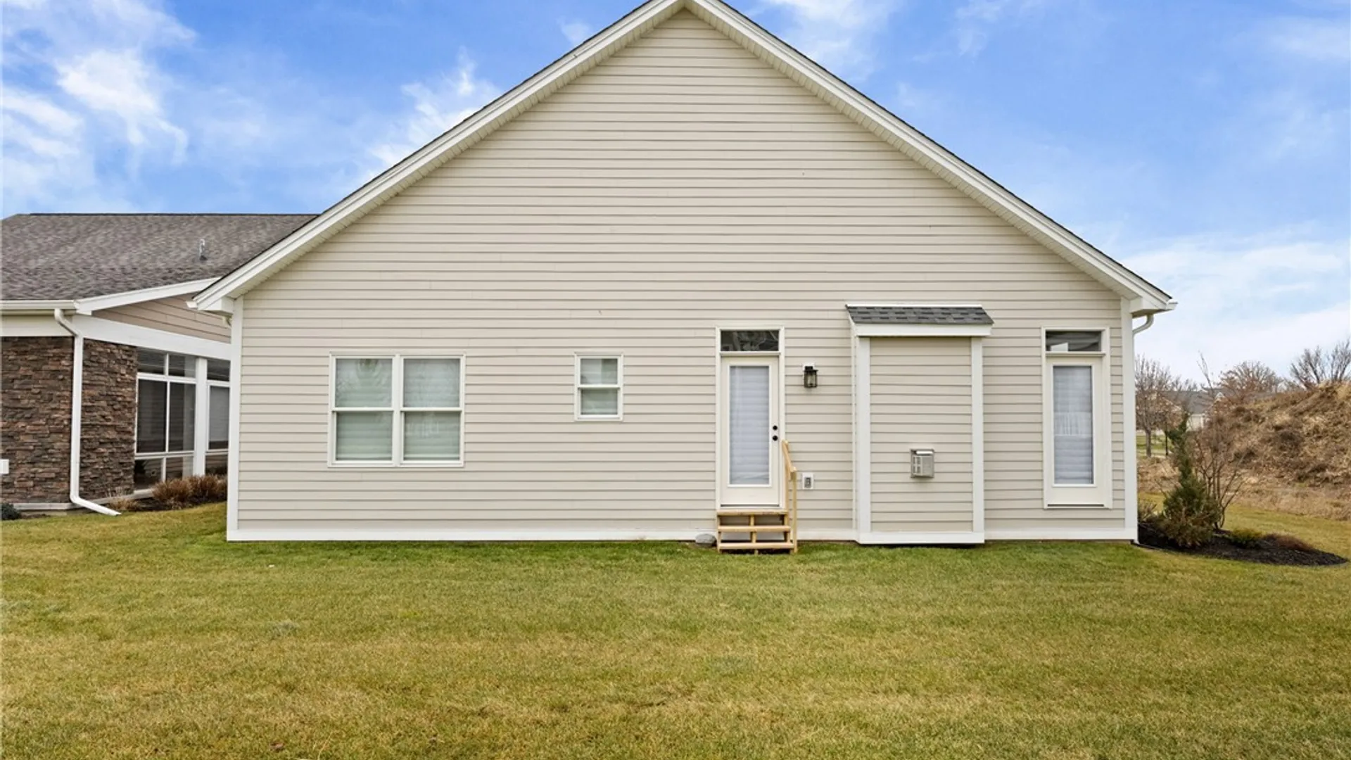 Property at 5 Saint Johnsville, Brighton, NY 14618 27
