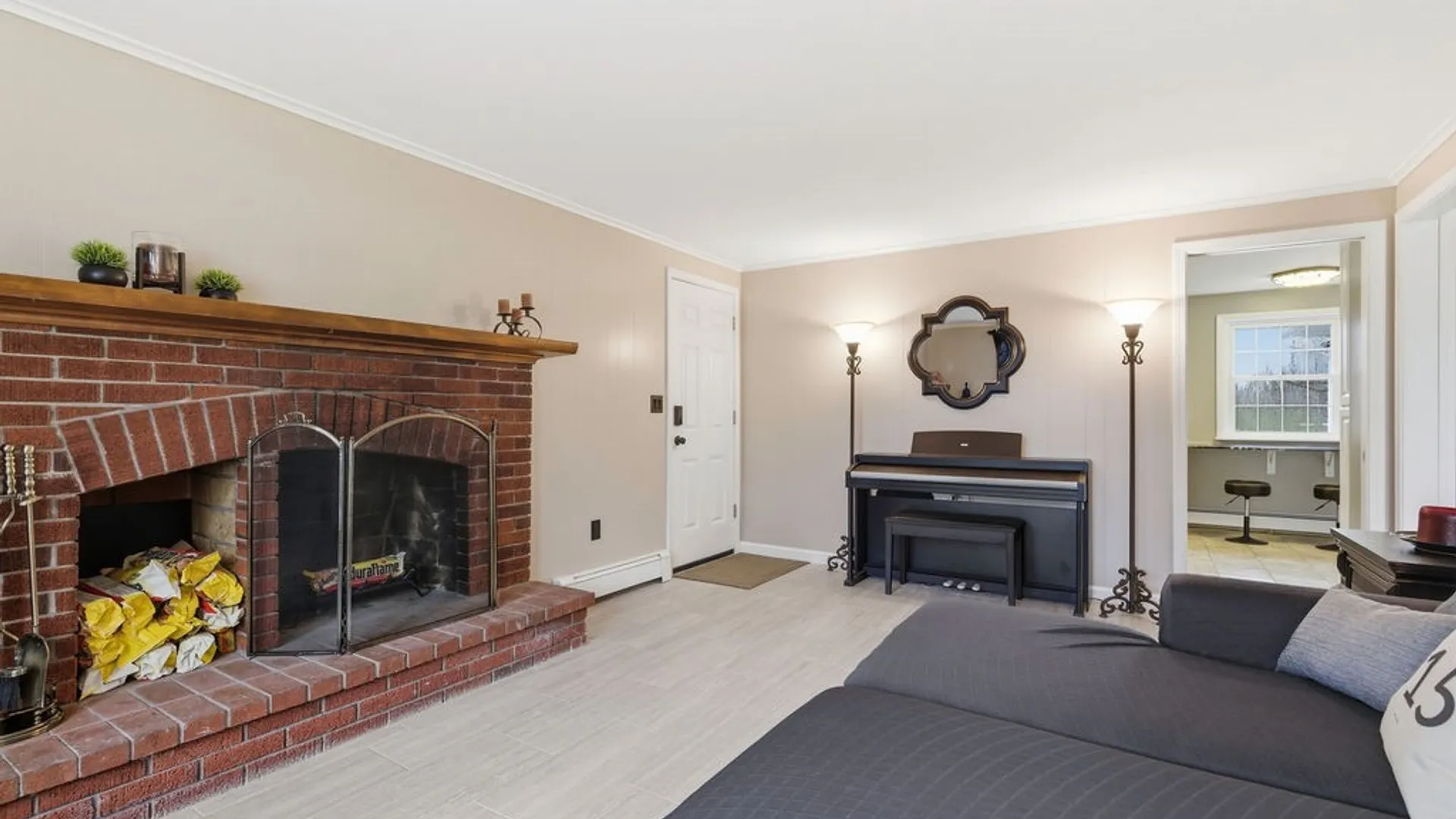 Property at 211 Oakridge, Salina, NY 13088 23