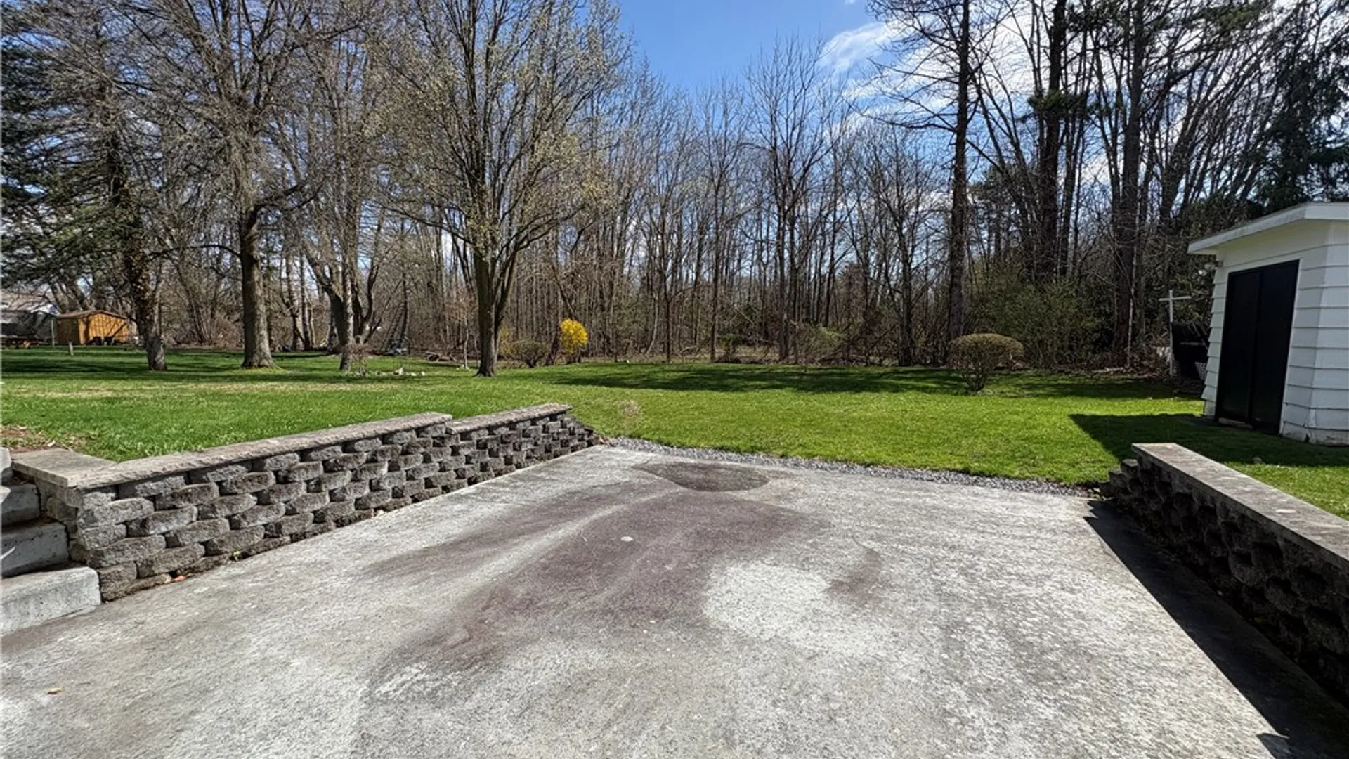 Property at 114 Norris Dr, Waterloo, NY 13165 4