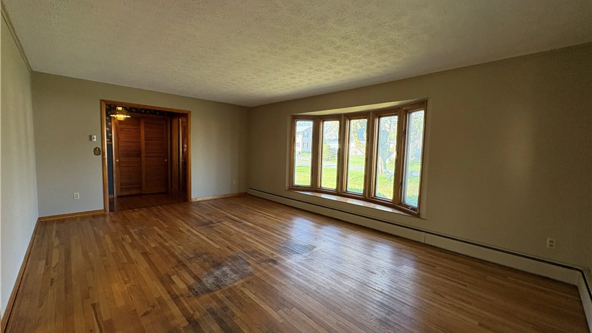 Property at 114 Norris Dr, Waterloo, NY 13165 7