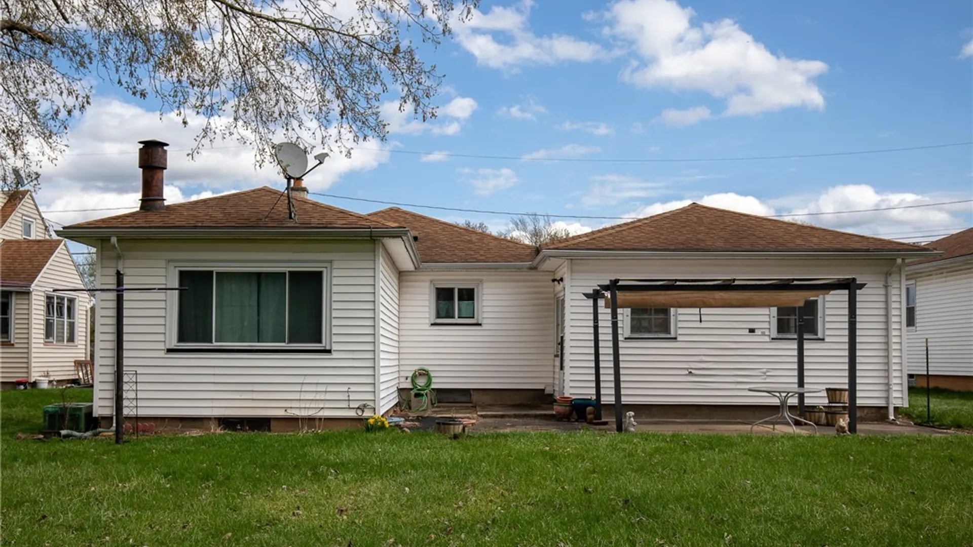 Property at 379 Norran Drive, Irondequoit, NY 14609 18