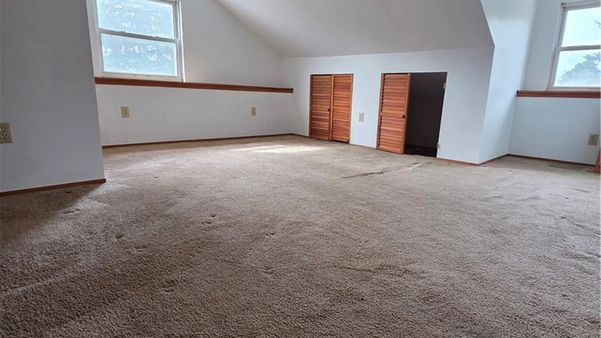 Property at 6513 Bethany Leroy Road, Stafford, NY 14143 21