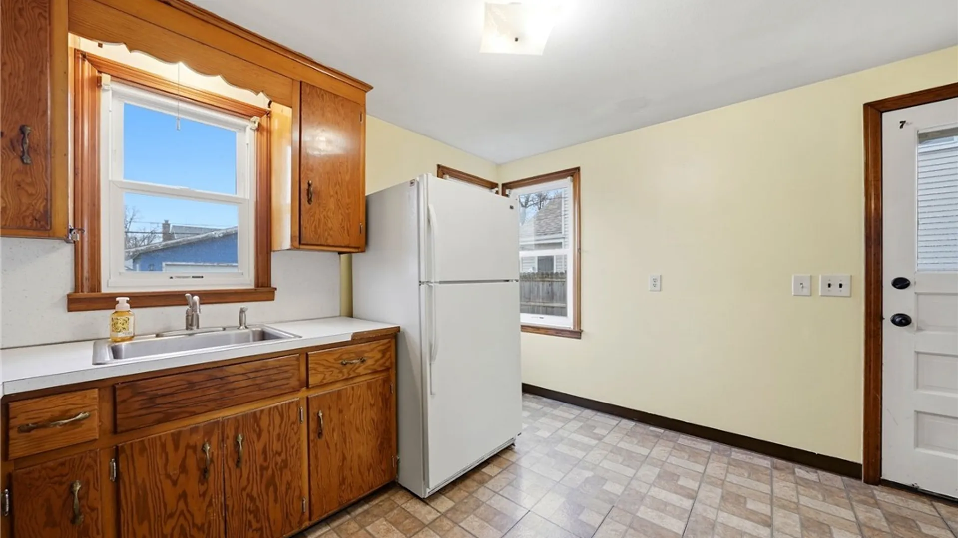 Property at 9 Clarence Harder Drive, Tonawanda, NY 14150 14
