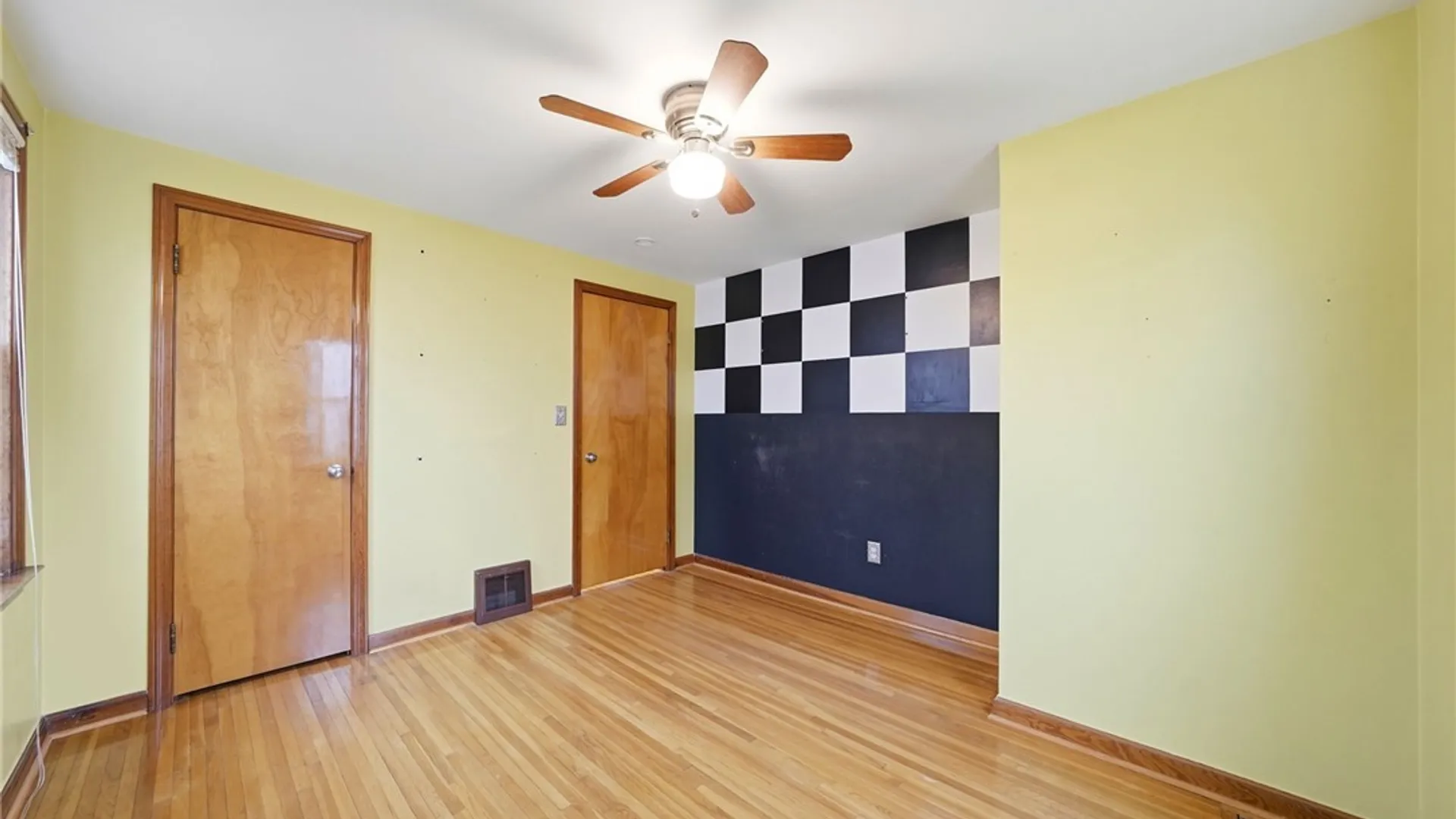 Property at 9 Clarence Harder Drive, Tonawanda, NY 14150 19