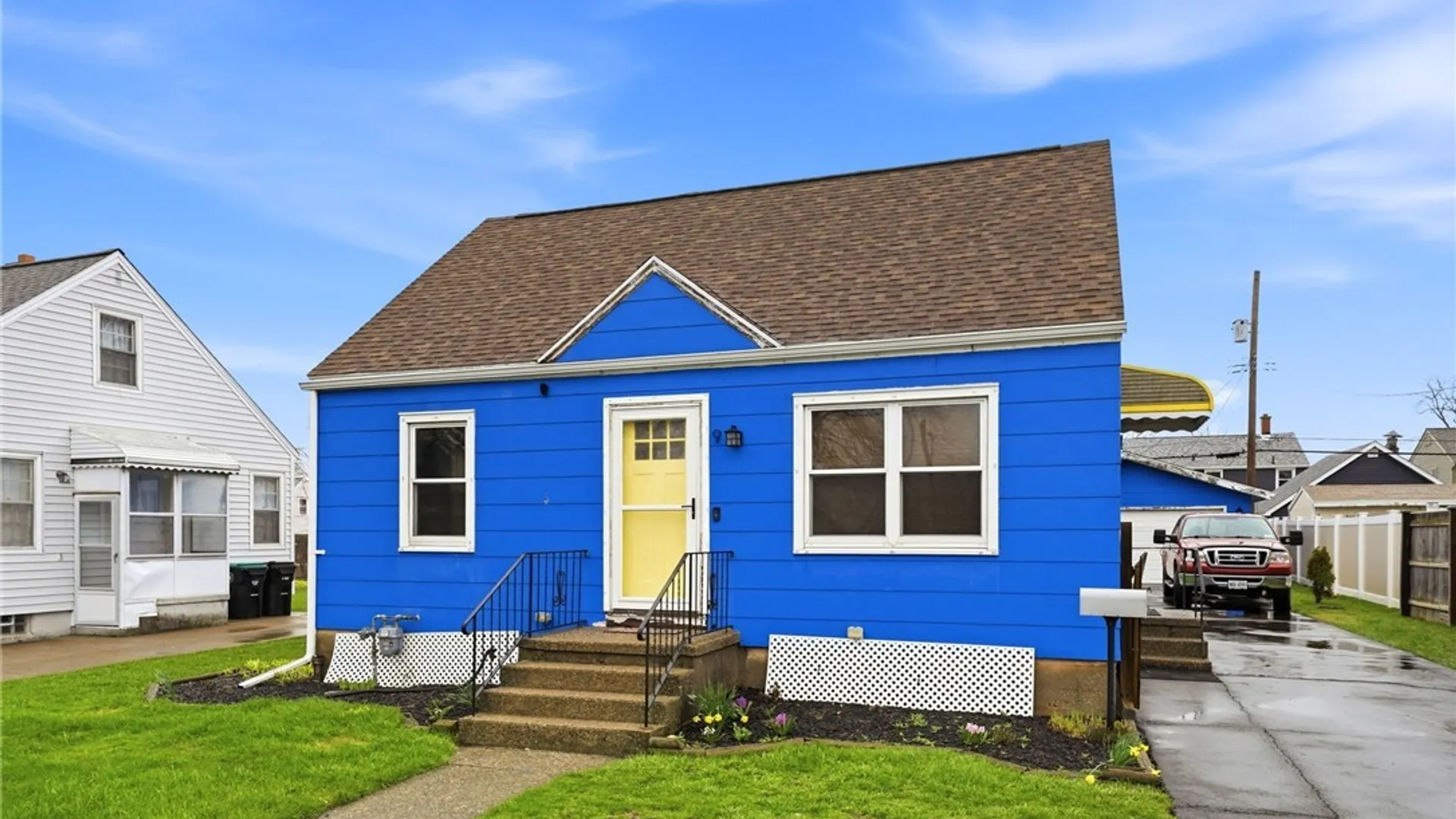 Property at 9 Clarence Harder Drive, Tonawanda, NY 14150 2