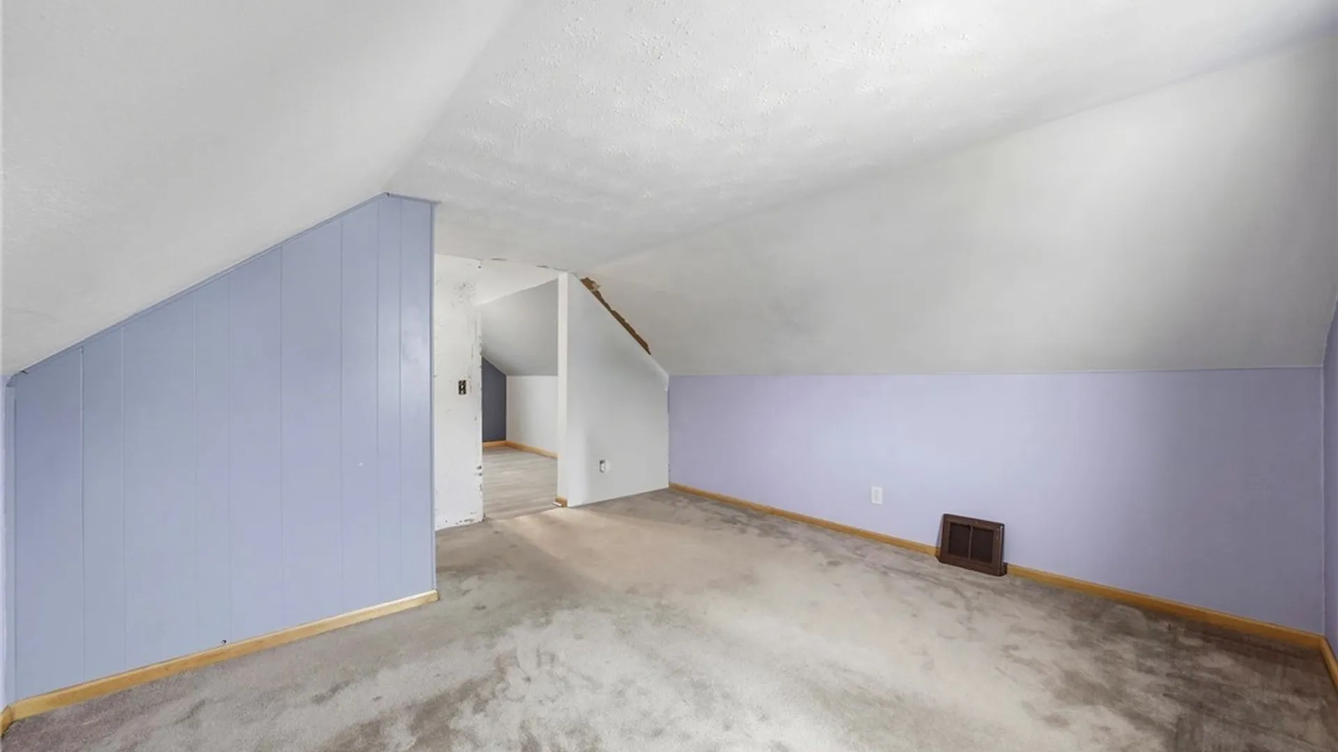 Property at 9 Clarence Harder Drive, Tonawanda, NY 14150 24