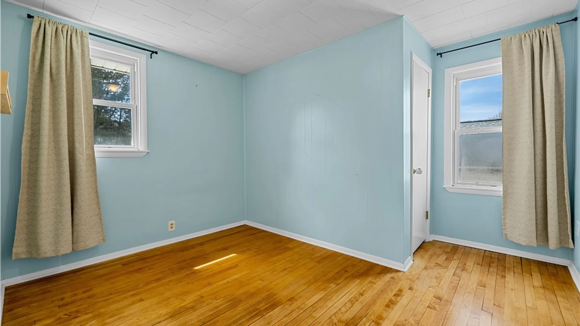 Property at 80 Hartford, New Hartford, NY 13413 14