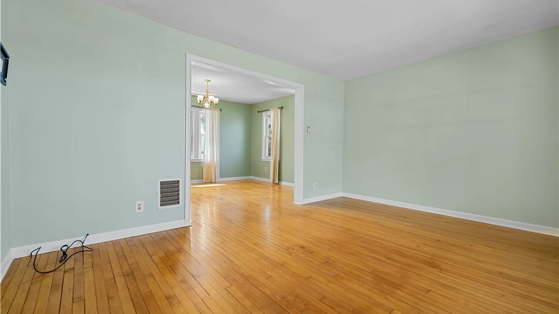 Property at 80 Hartford, New Hartford, NY 13413 4