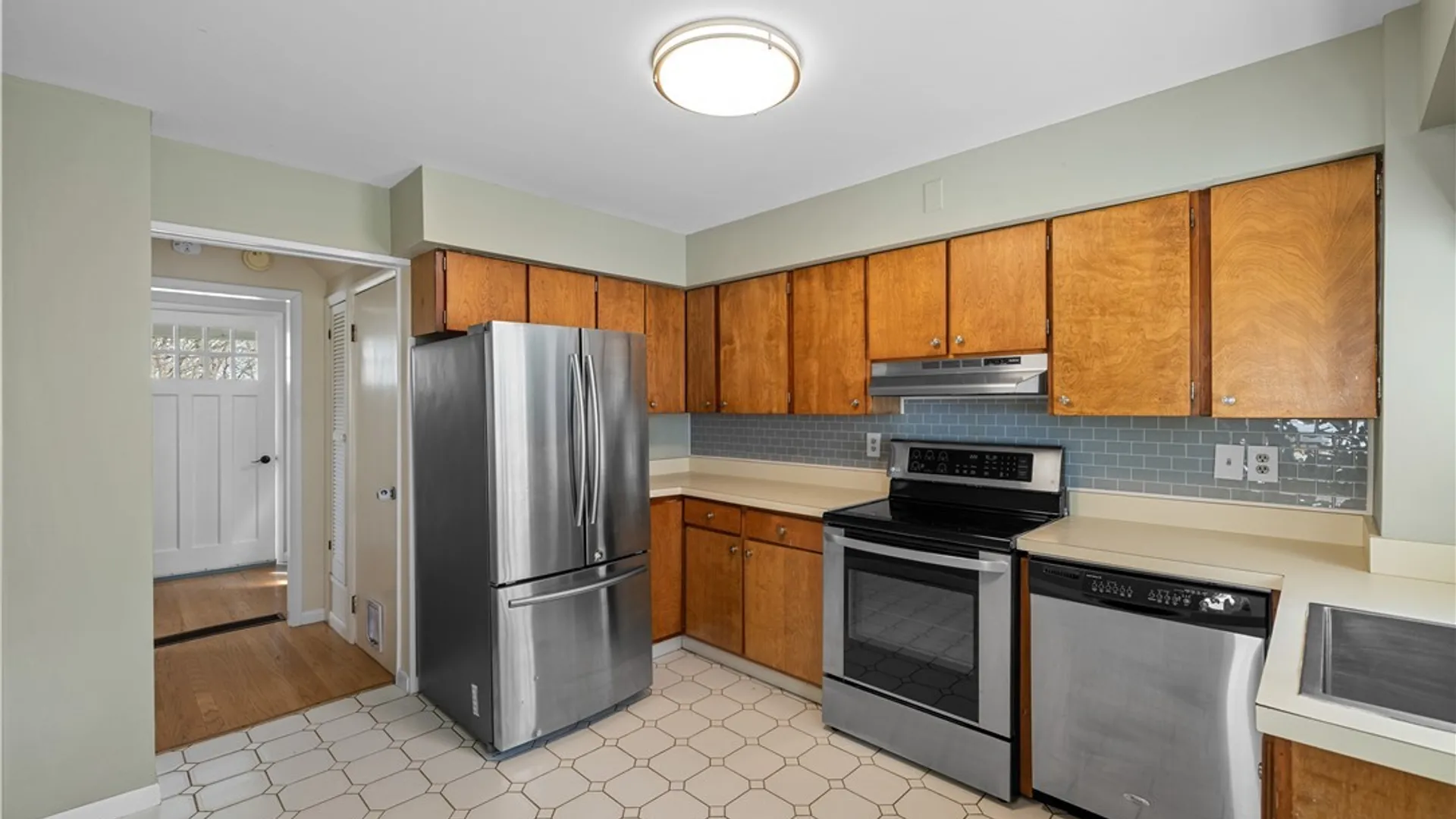 Property at 80 Hartford, New Hartford, NY 13413 7