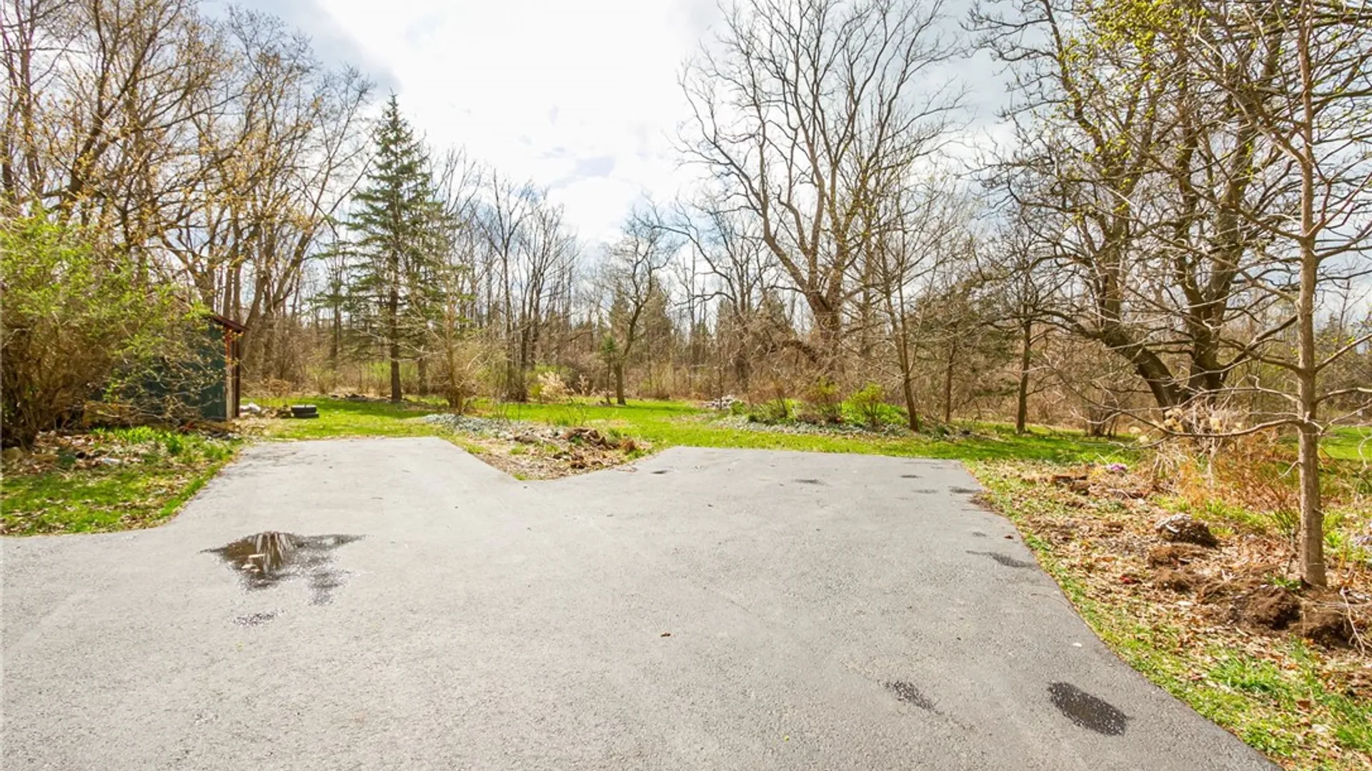 Property at 4227 State Route 5 And 20, Hopewell, NY 14424 25