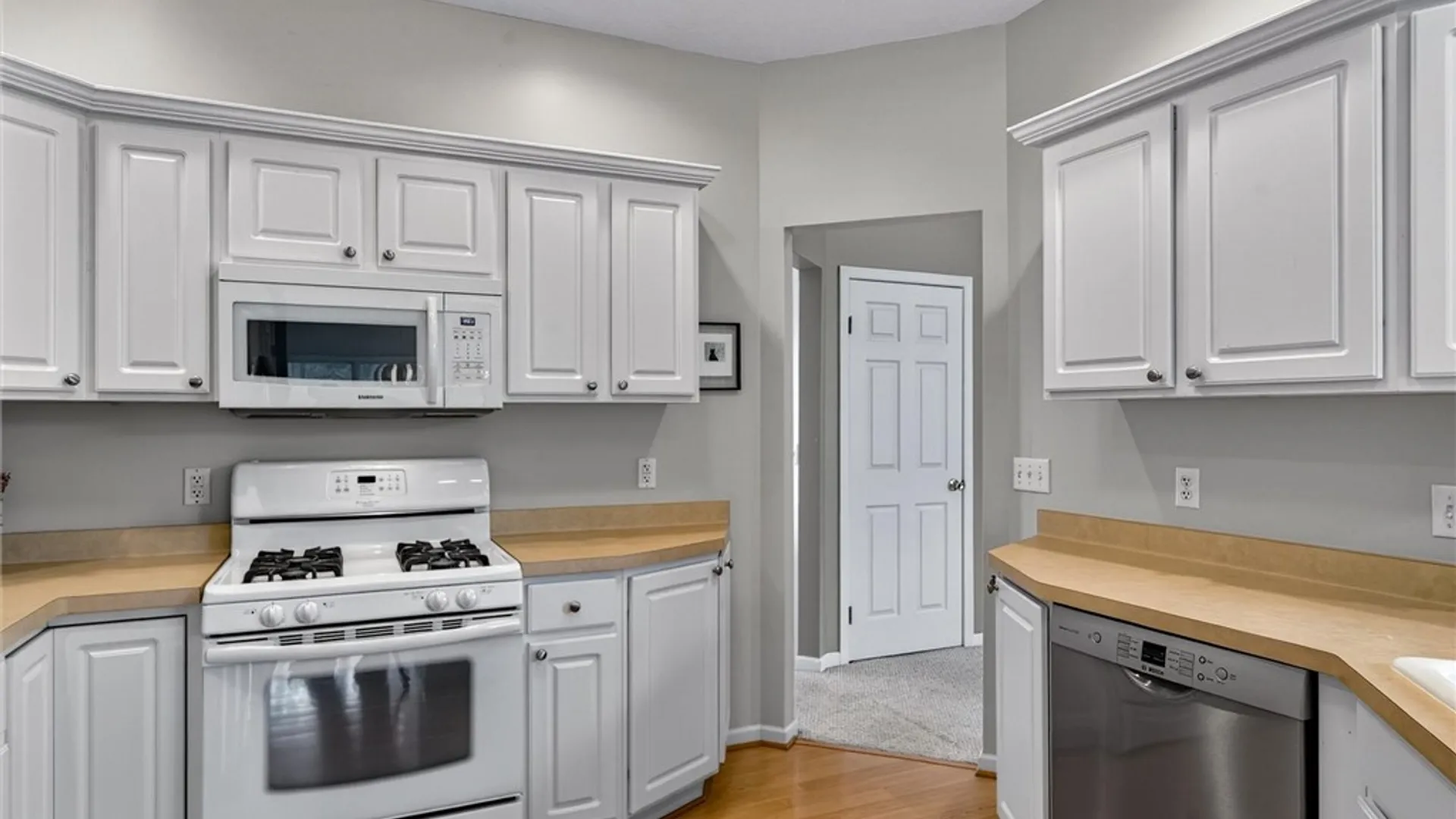 Property at 718 Rookery Way, Walworth, NY 14502 15