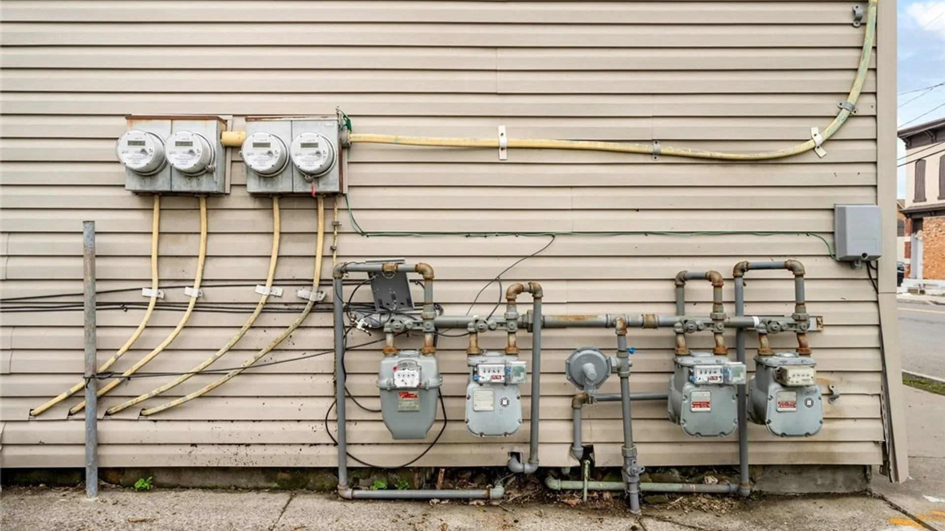 Property at 1609 Salina Street, Syracuse, NY 13208 46