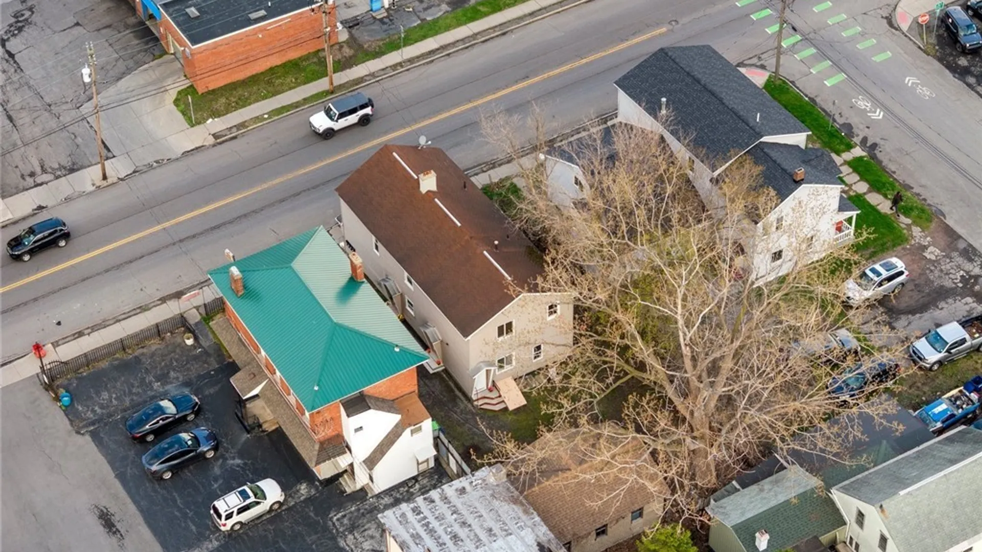 Property at 1609 Salina Street, Syracuse, NY 13208 5