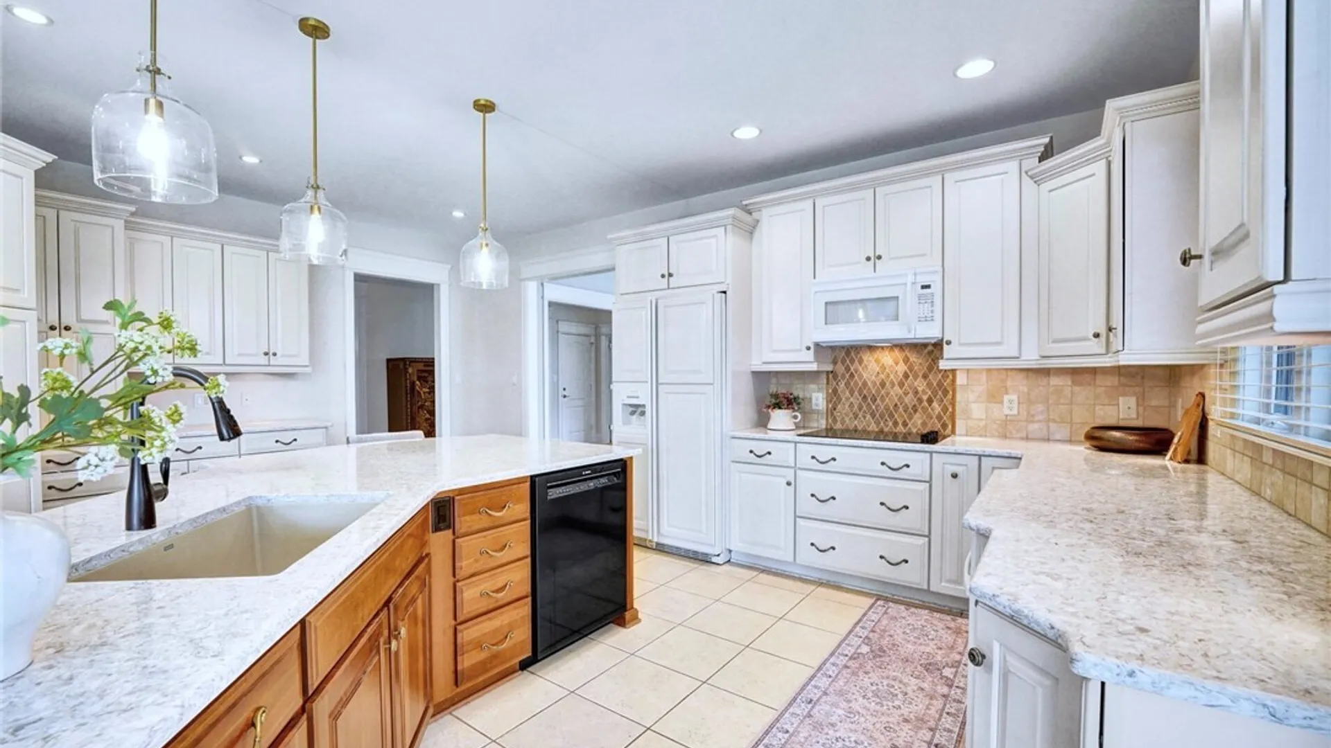 Property at 35 Birdsong Parkway, Orchard Park, NY 14127 10