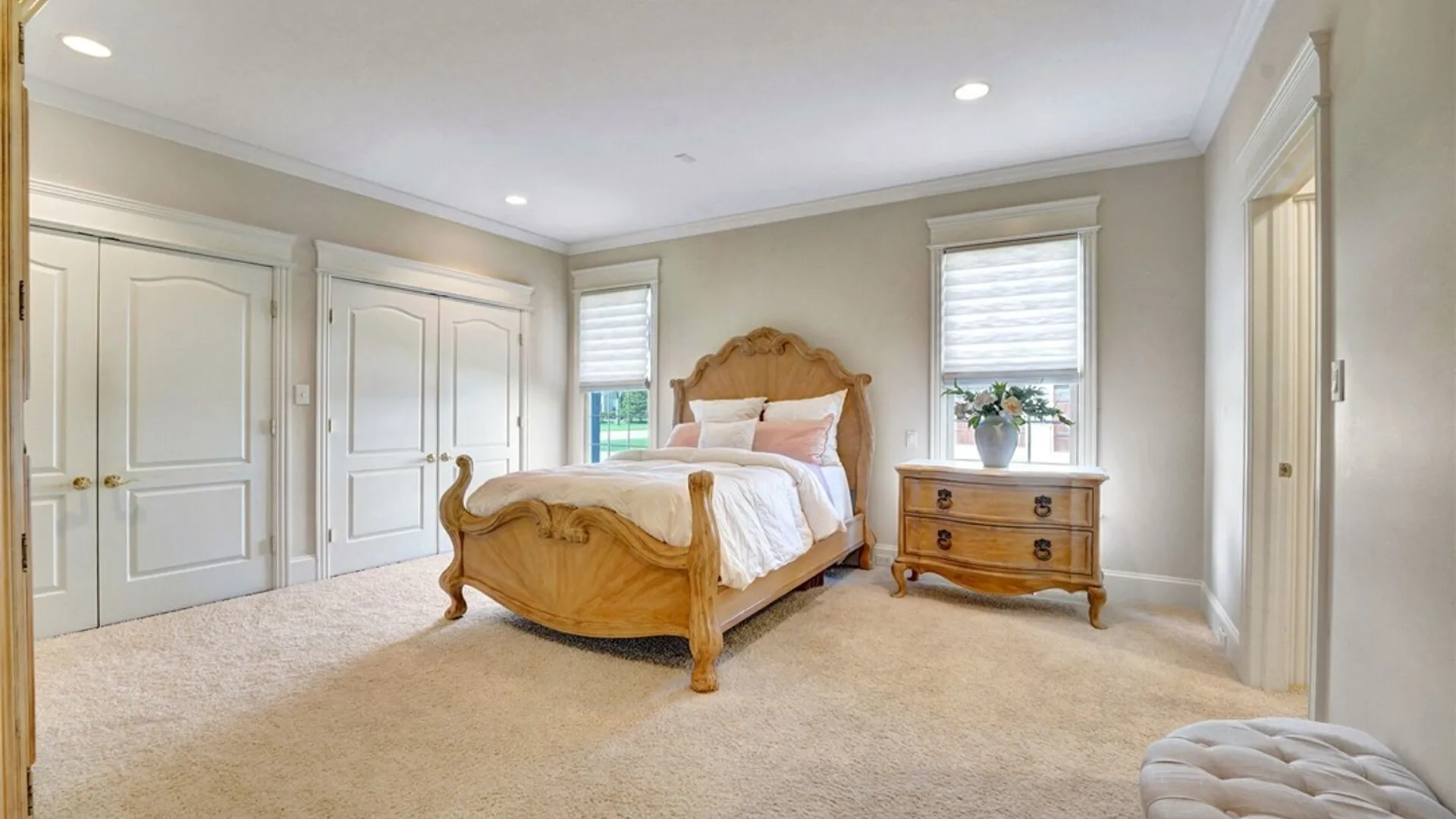 Property at 35 Birdsong Parkway, Orchard Park, NY 14127 24