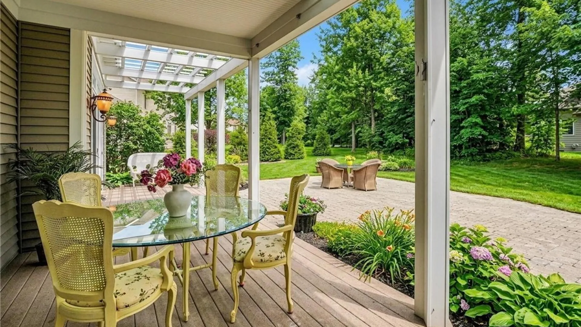 Property at 35 Birdsong Parkway, Orchard Park, NY 14127 39