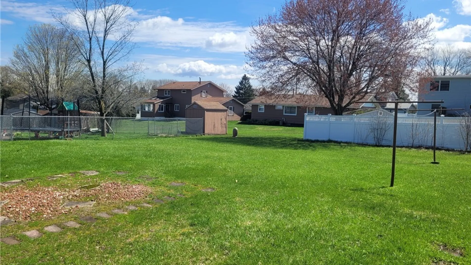 Property at 114 Skyview Drive, Salina, NY 13088 12