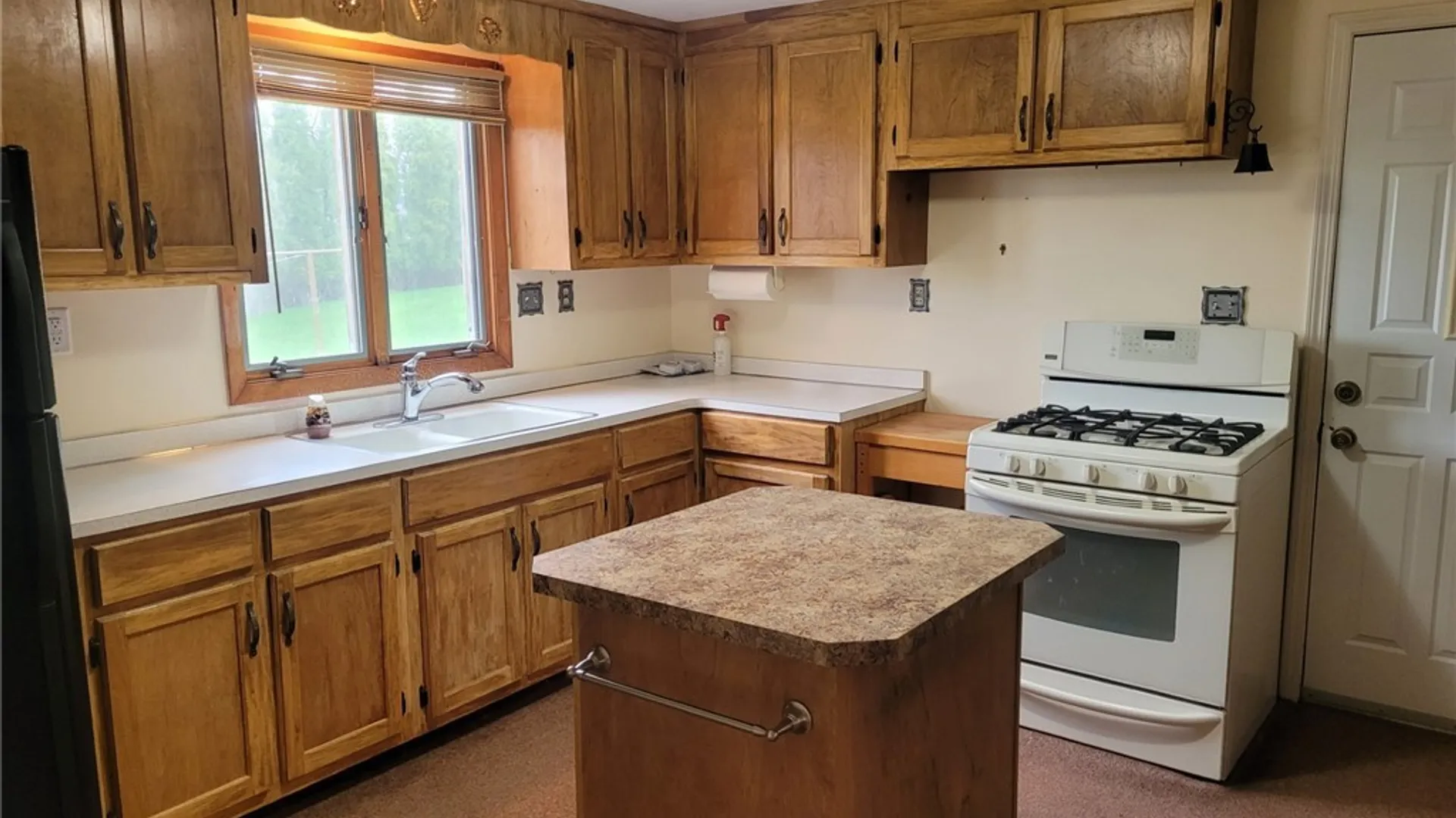 Property at 114 Skyview Drive, Salina, NY 13088 15