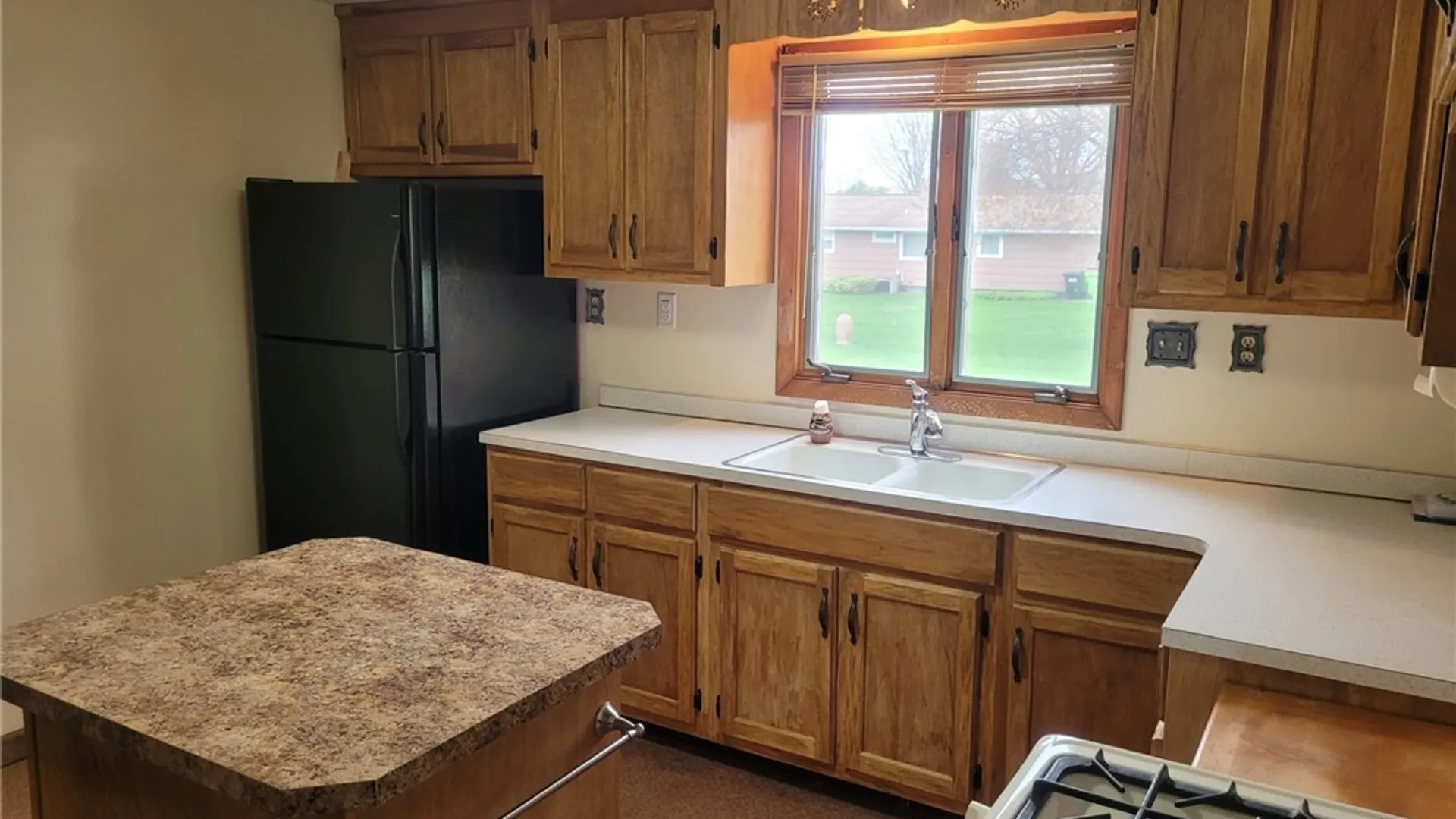 Property at 114 Skyview Drive, Salina, NY 13088 18